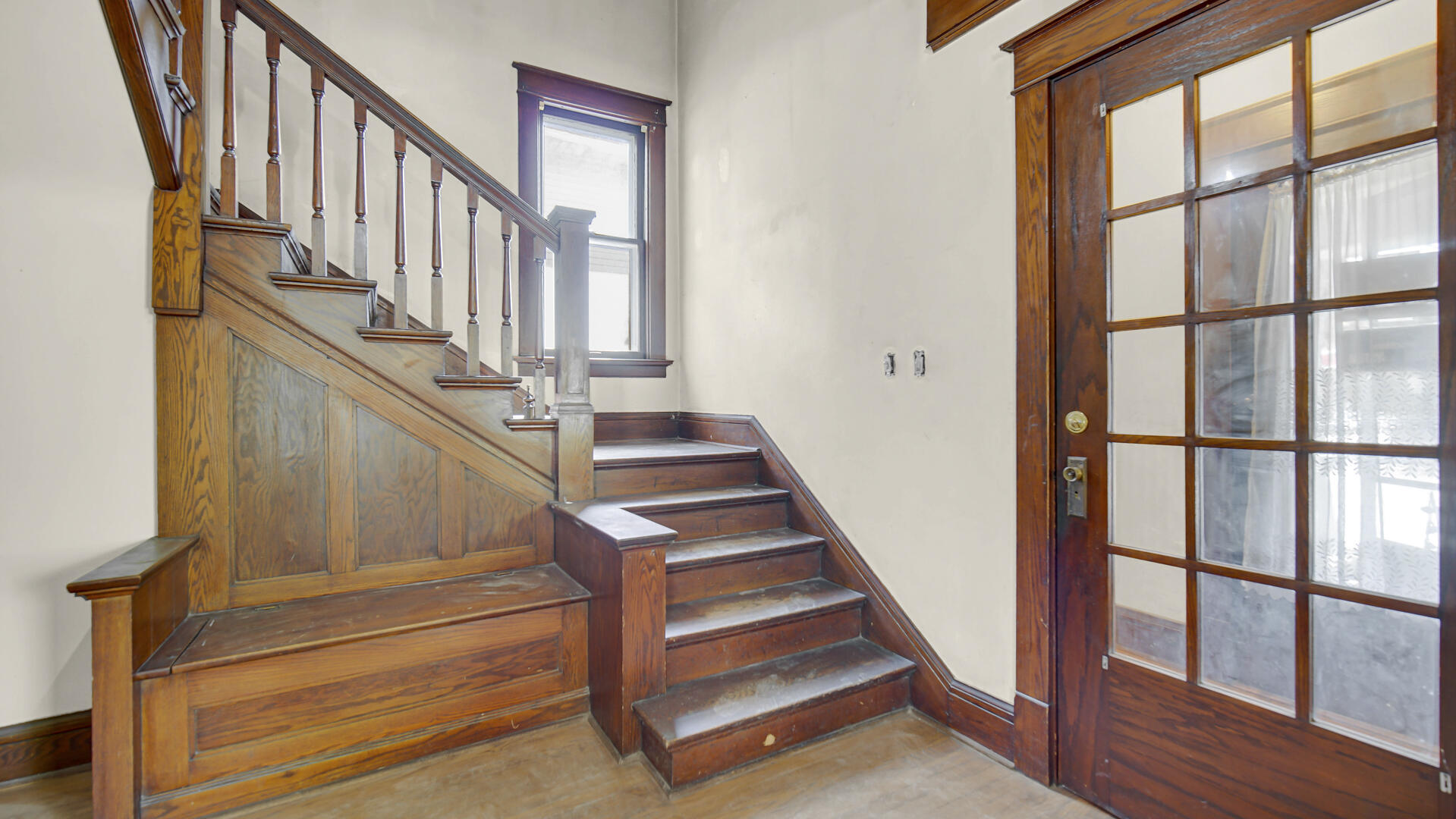 101 E Lincolnway, La Porte, IN 46350; Image #5