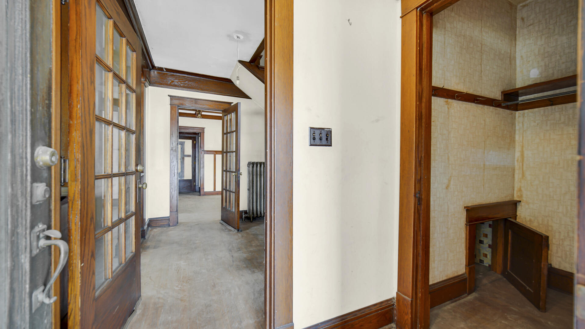 101 E Lincolnway, La Porte, IN 46350; Image #9