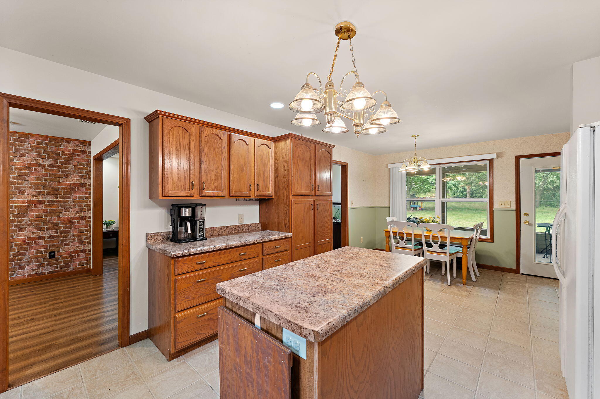 7459 Spring Court, DeMotte, IN 46310; Image #18