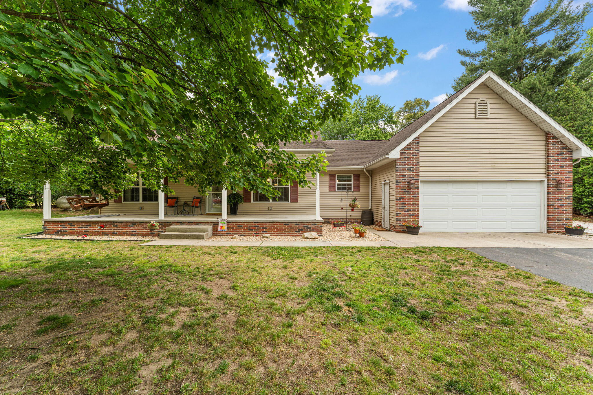 7459 Spring Court, DeMotte, IN 46310; Image #31