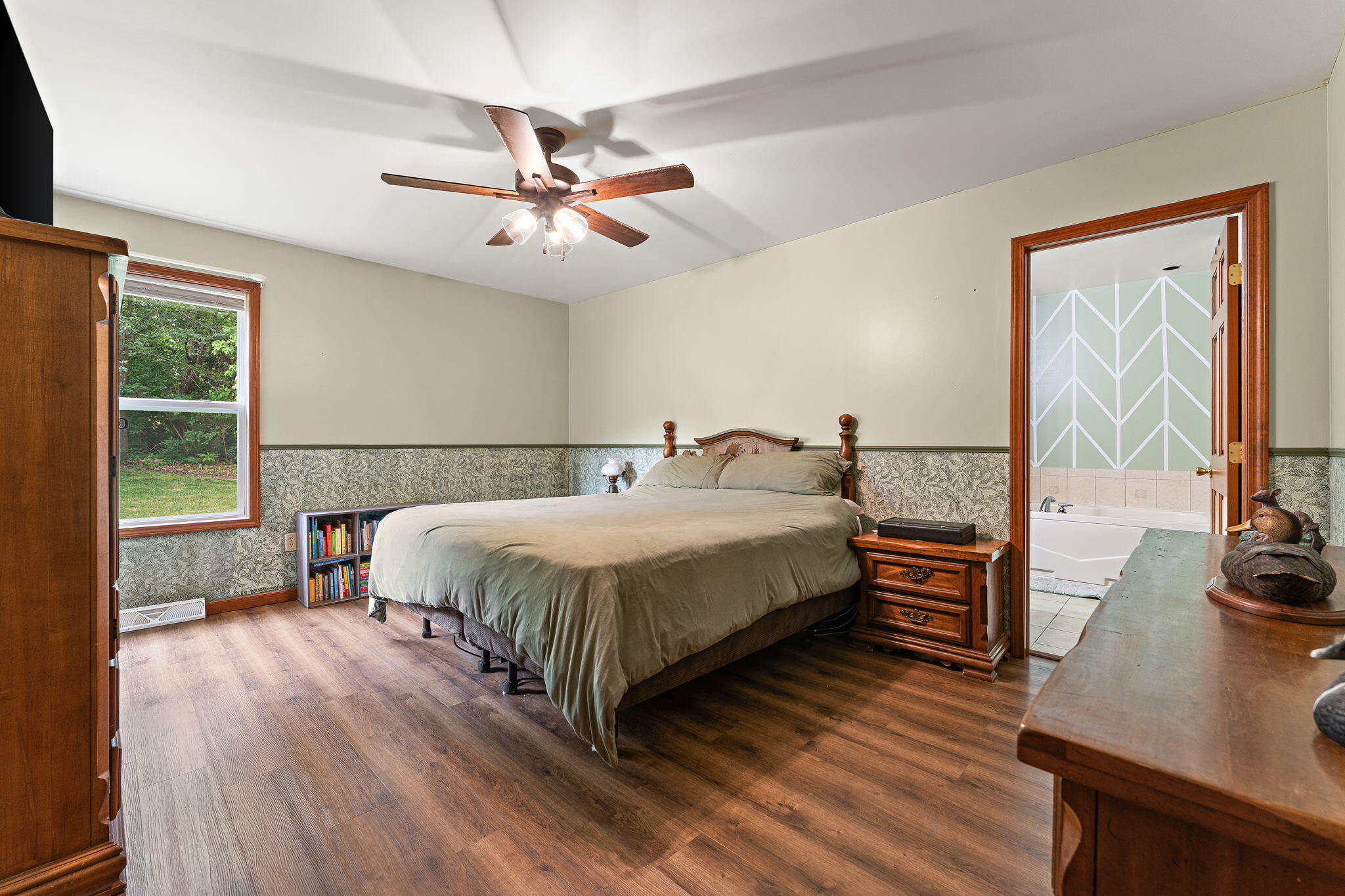 7459 Spring Court, DeMotte, IN 46310; Image #6