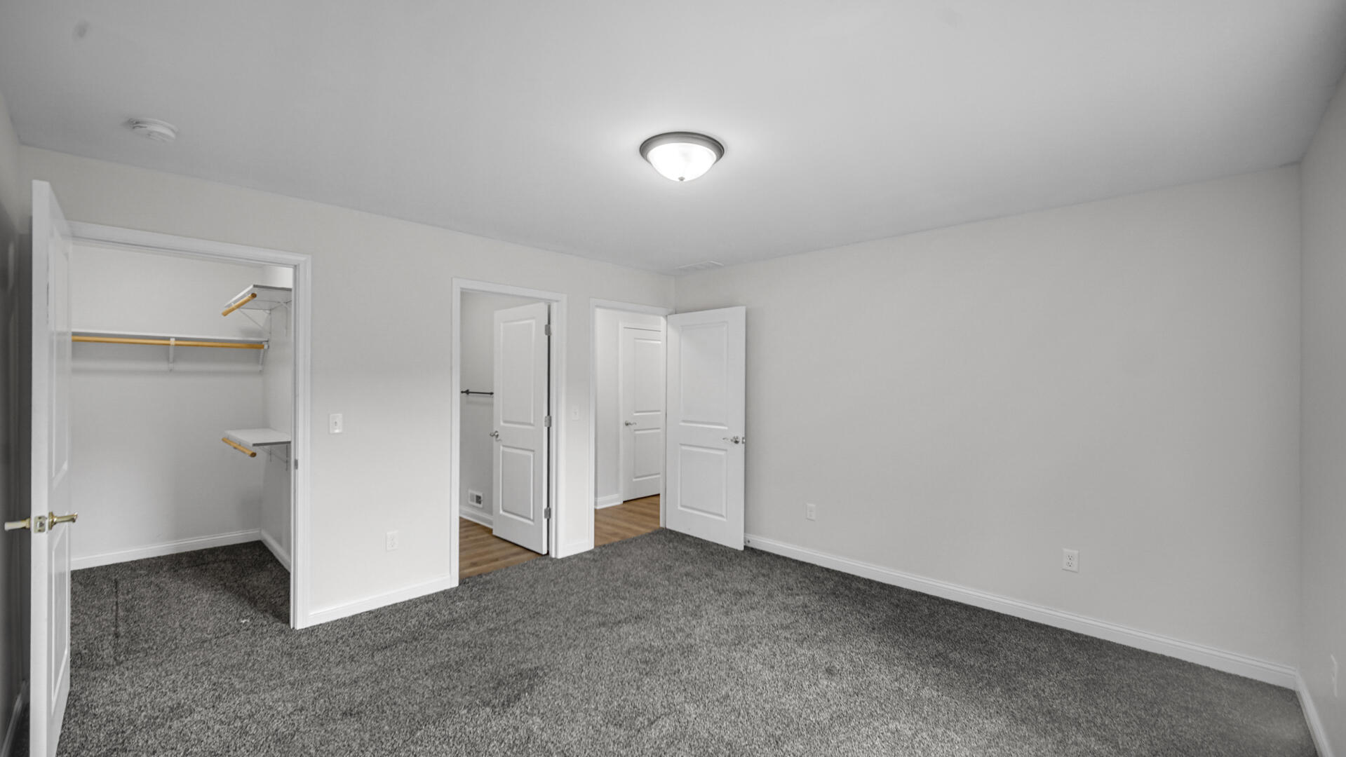 2908 Watertown Avenue, Lake Station, IN 46405; Image #15