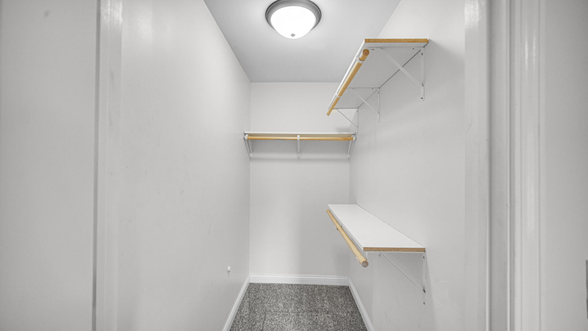 2908 Watertown Avenue, Lake Station, IN 46405; Image #16