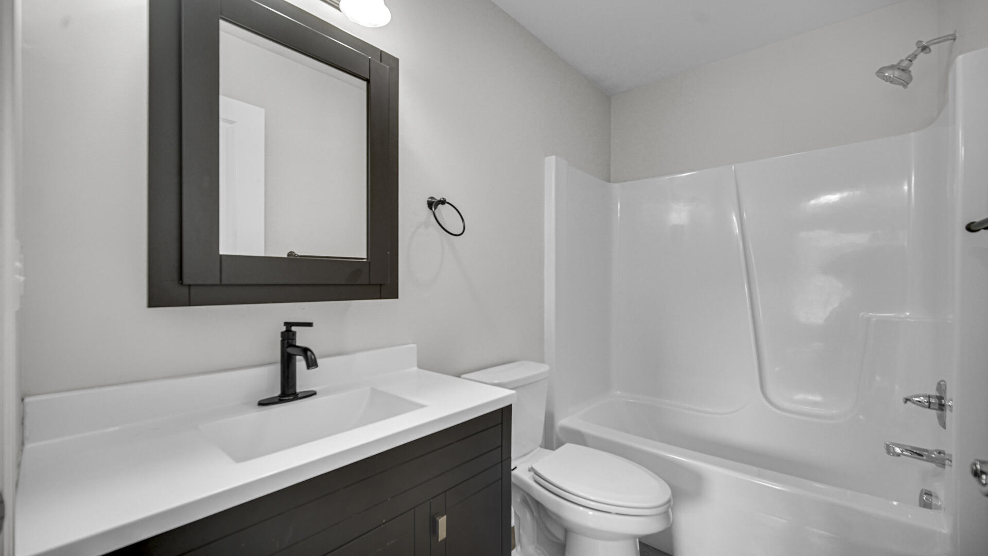 2908 Watertown Avenue, Lake Station, IN 46405; Image #17