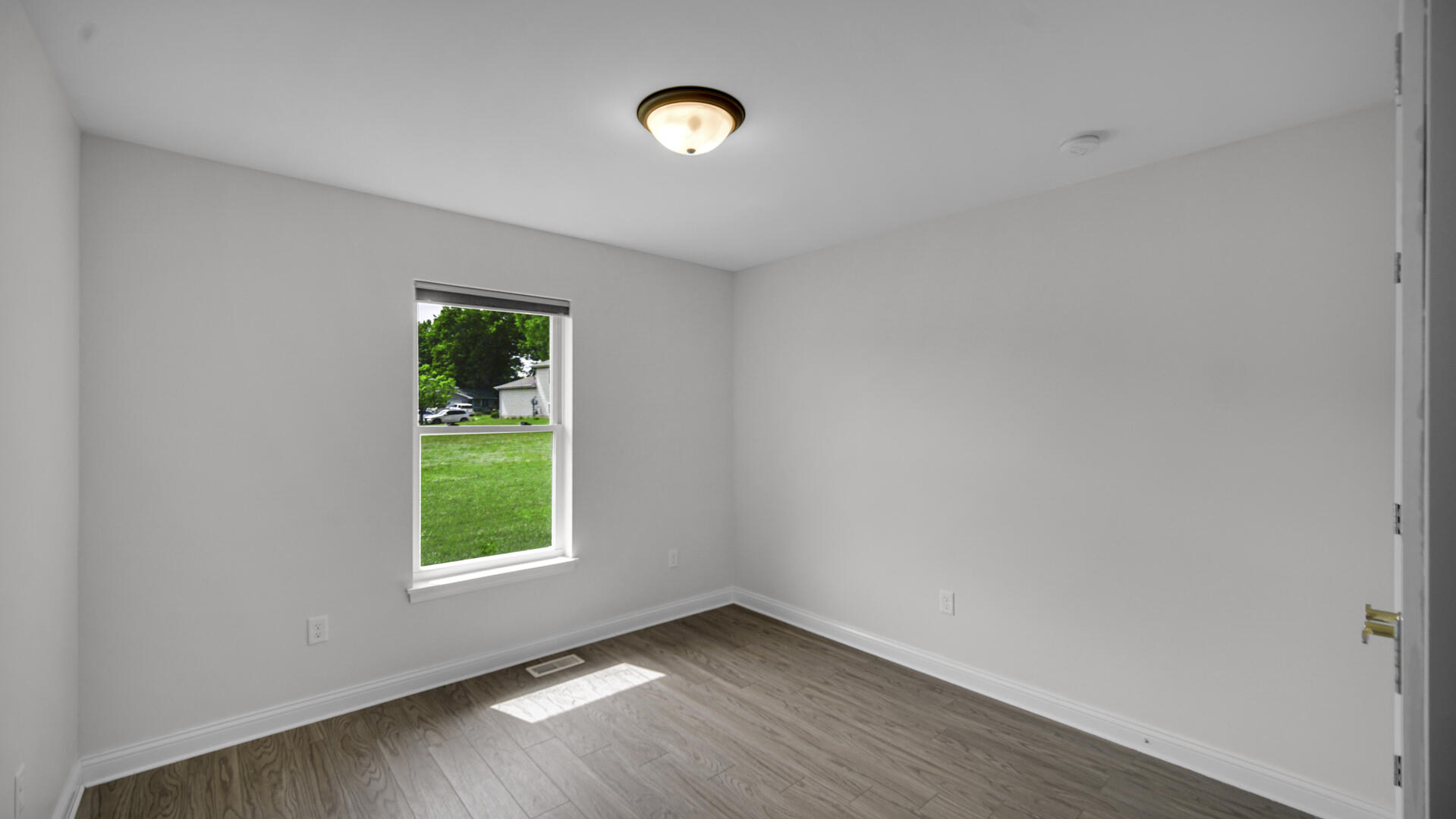 2908 Watertown Avenue, Lake Station, IN 46405; Image #21