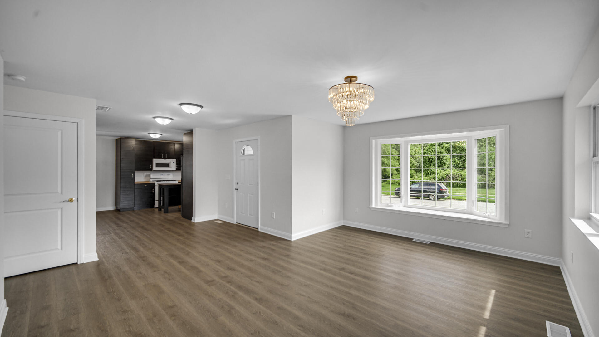 2908 Watertown Avenue, Lake Station, IN 46405; Image #4