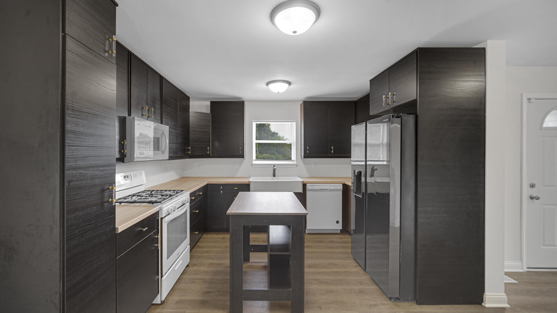 2908 Watertown Avenue, Lake Station, IN 46405; Image #7