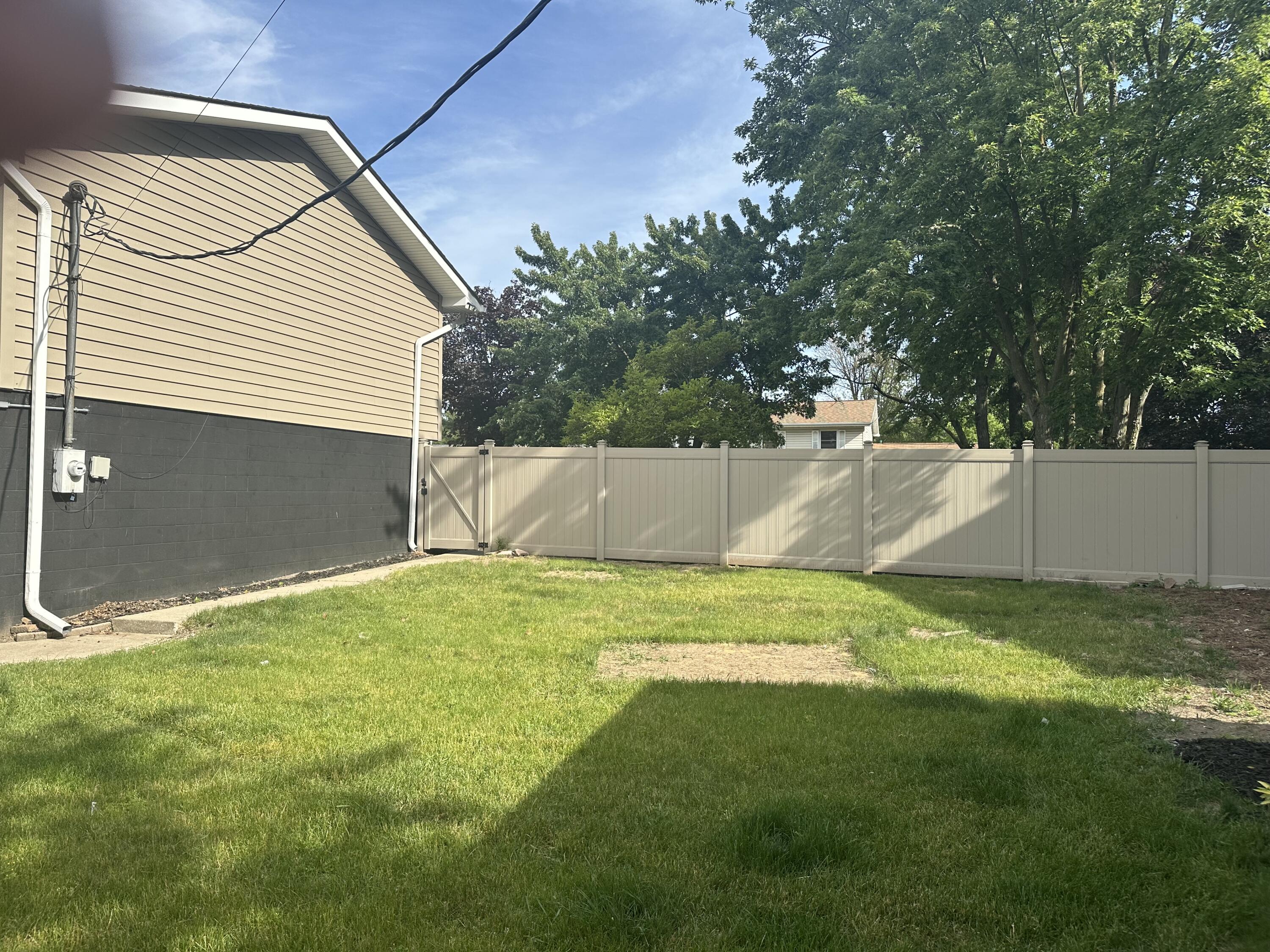 6605 Potomac Avenue, Portage, IN 46368; Image #12