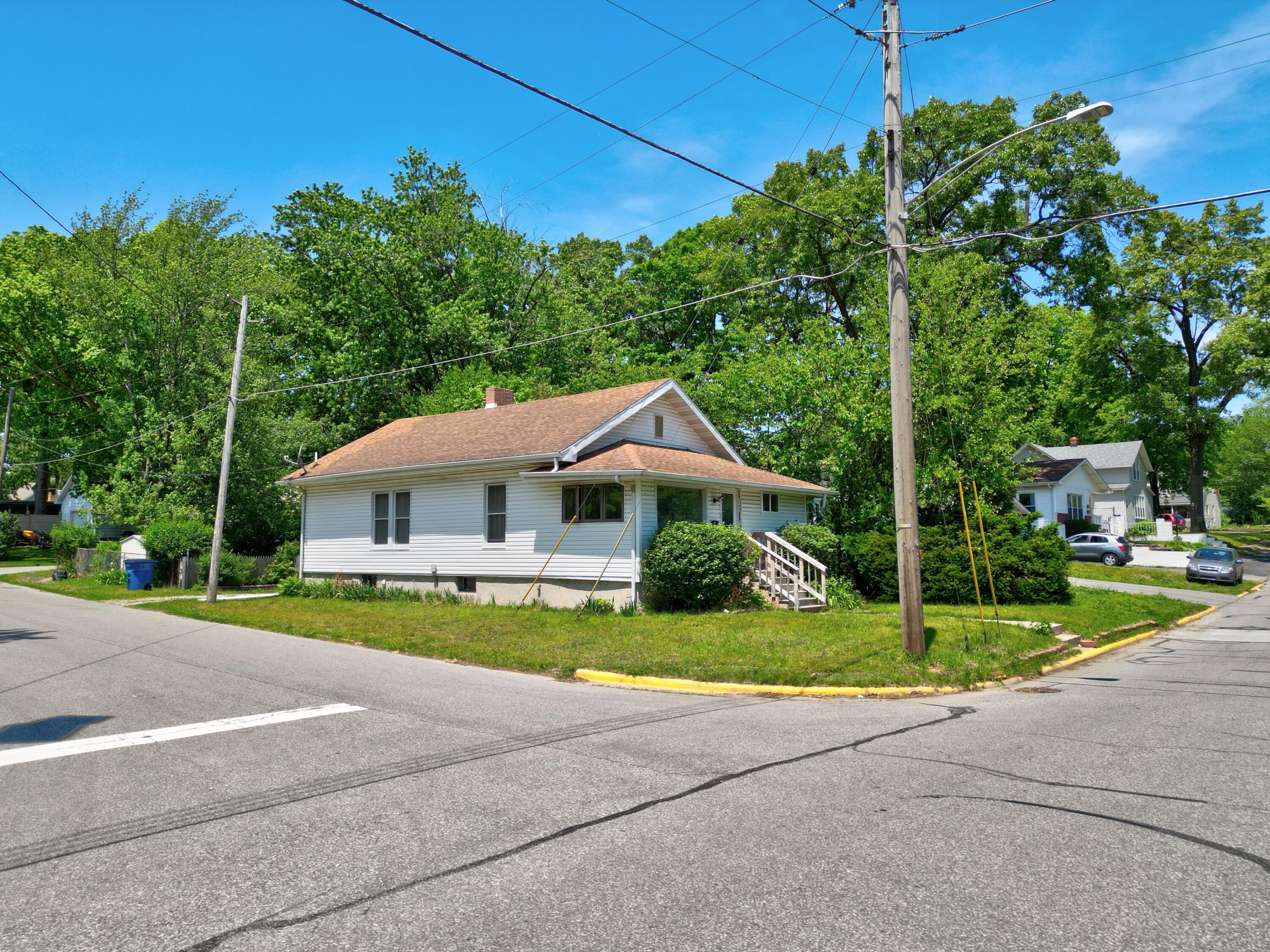 529 Jackson Street, Michigan City, IN 46360; Image #9