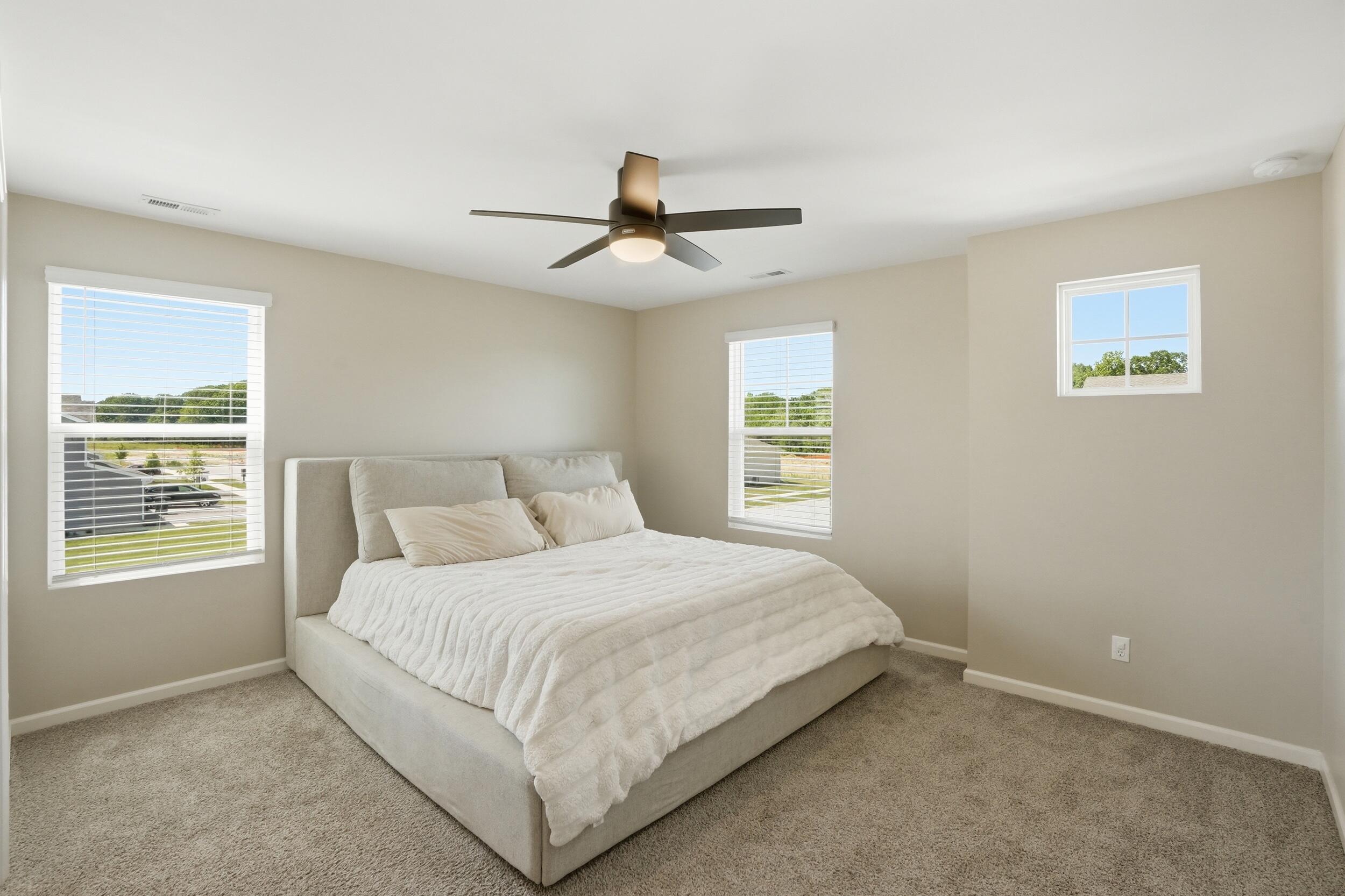 185 Aviana Avenue, Hobart, IN 46342; Image #12