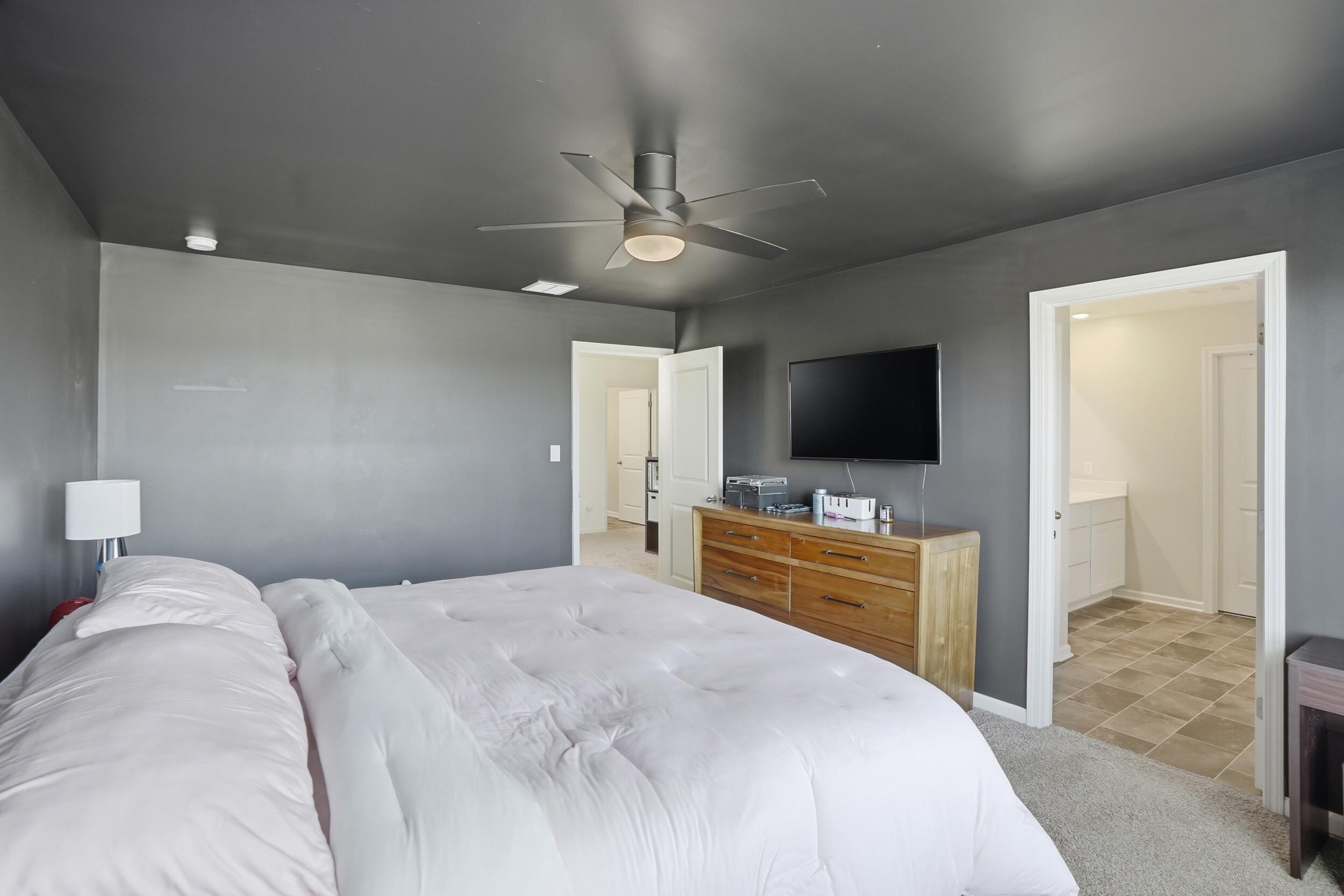 185 Aviana Avenue, Hobart, IN 46342; Image #18