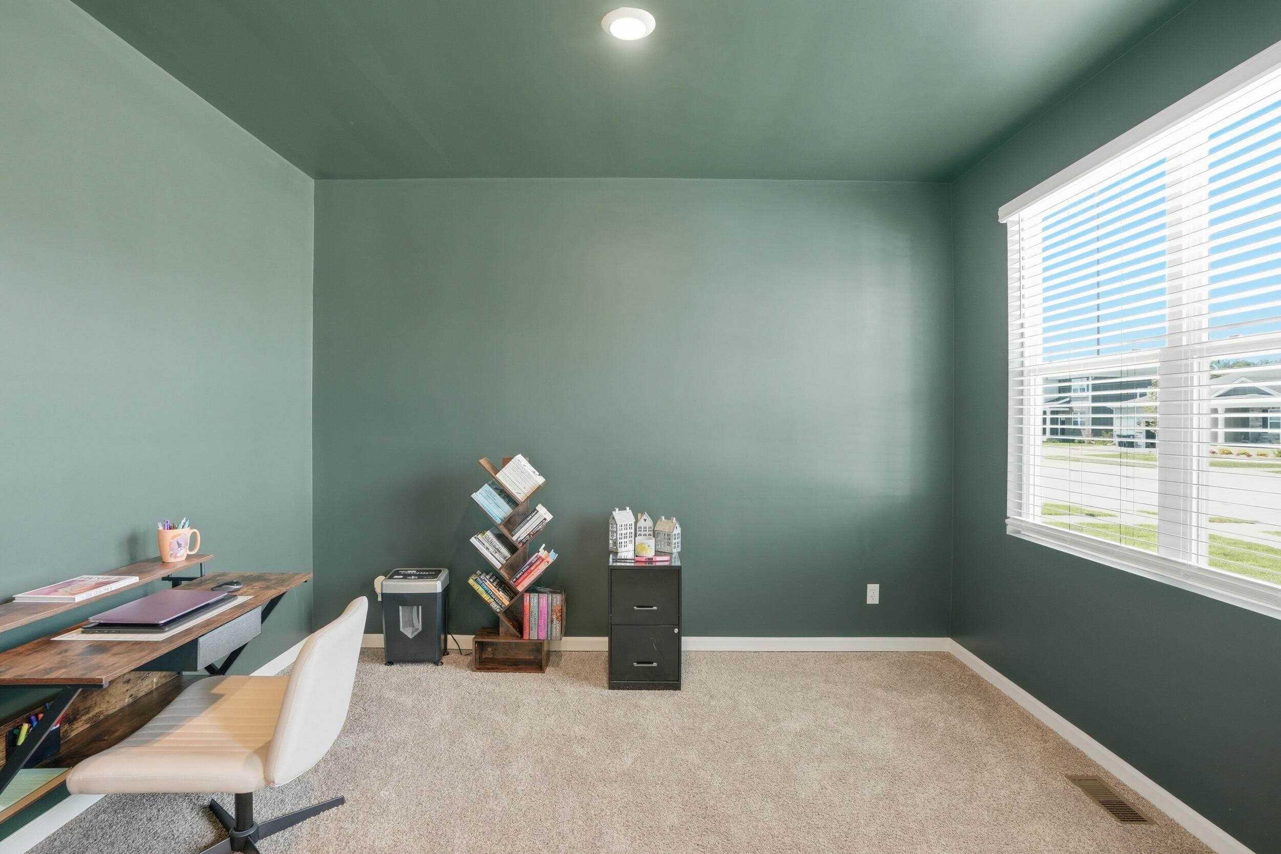 185 Aviana Avenue, Hobart, IN 46342; Image #24