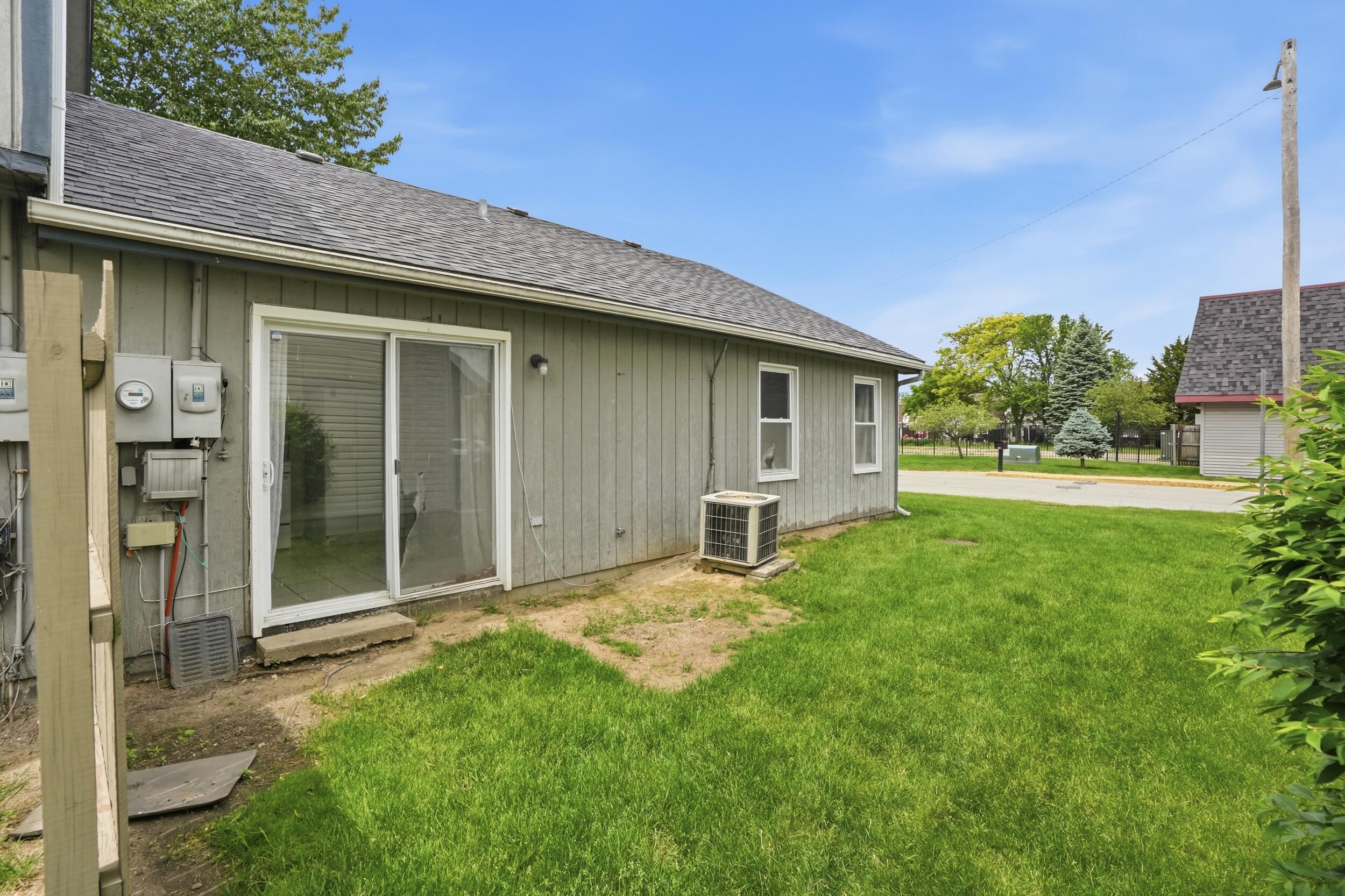 6089 Maryland Street, Merrillville, IN 46410; Image #4