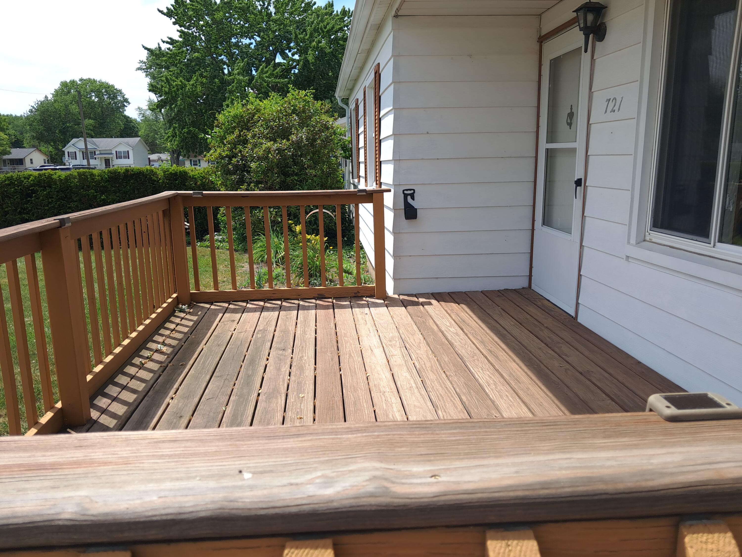 721 Indiana Avenue, Michigan City, IN 46360; Image #14