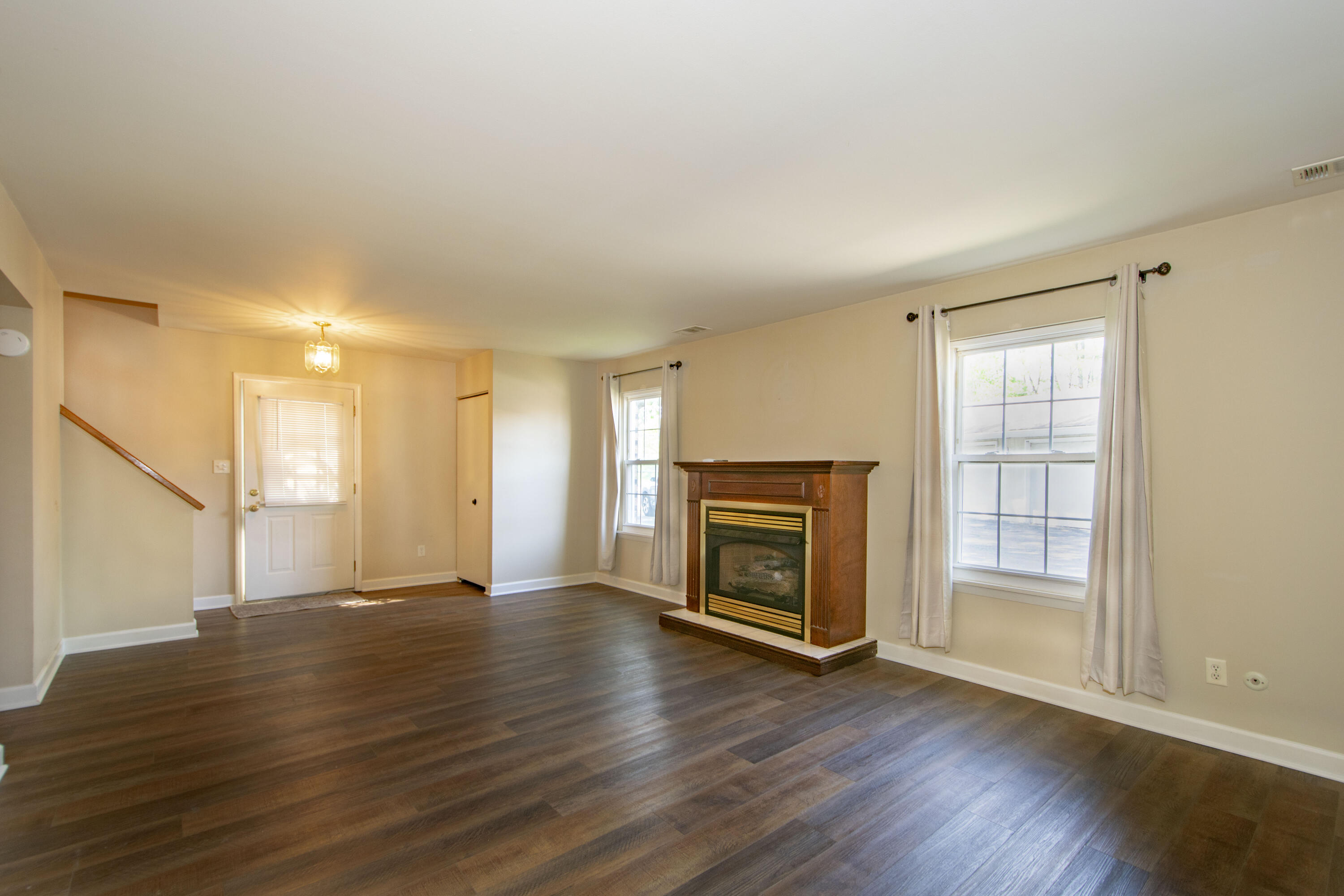 1904 Burgundy Street, Schererville, IN 46375; Image #4
