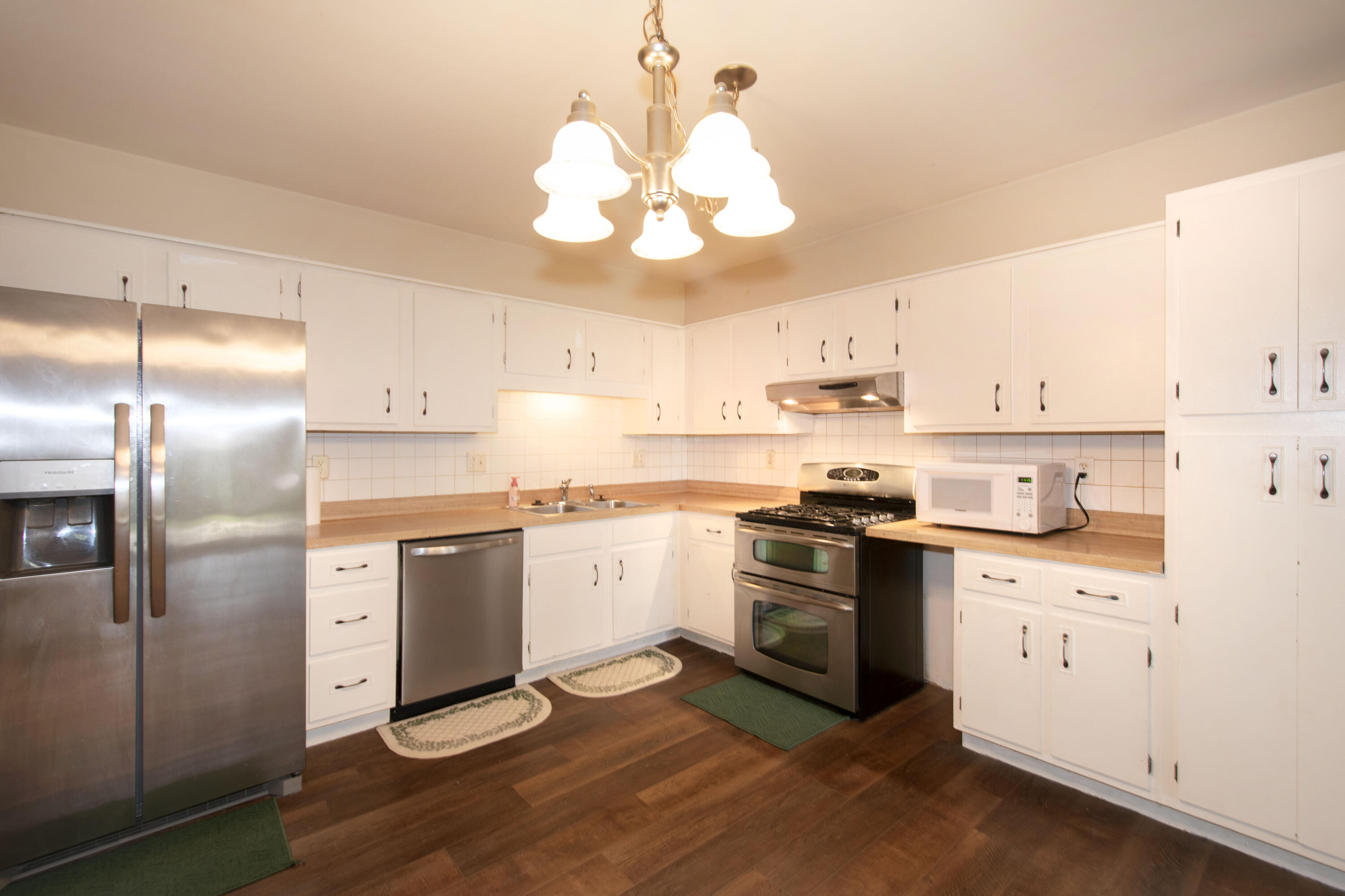 1904 Burgundy Street, Schererville, IN 46375; Image #6