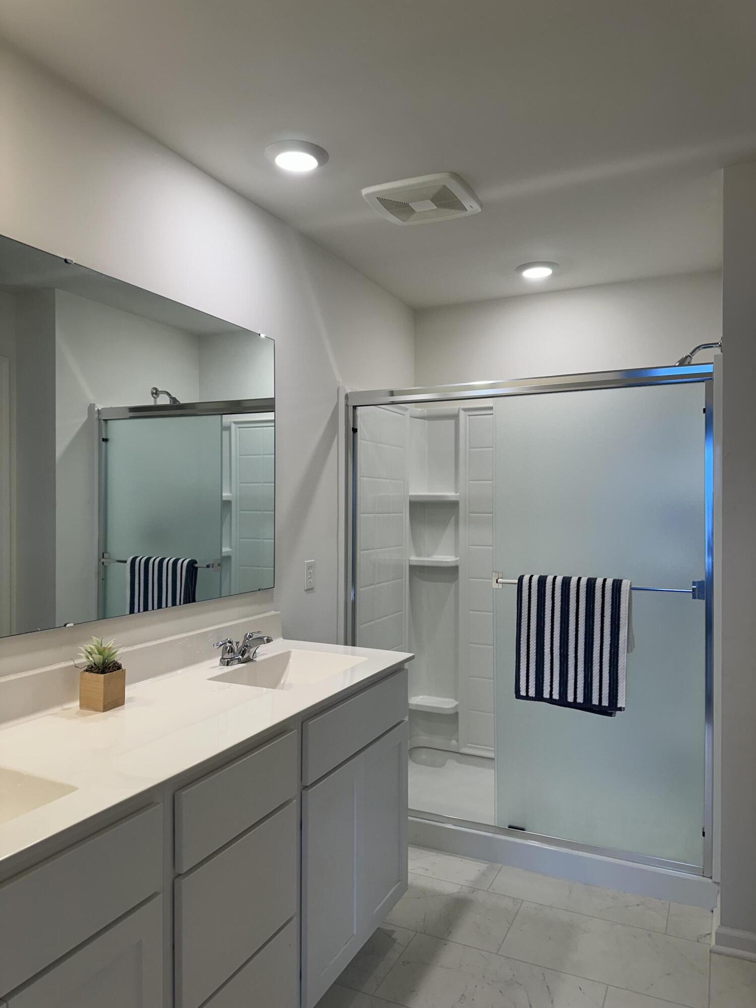 179 Aviana Avenue, Hobart, IN 46342; Image #15