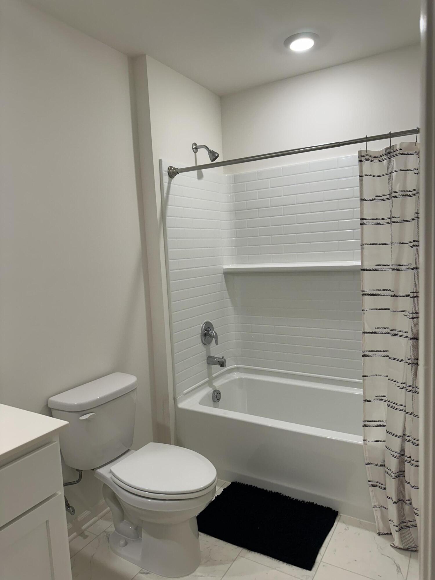179 Aviana Avenue, Hobart, IN 46342; Image #25
