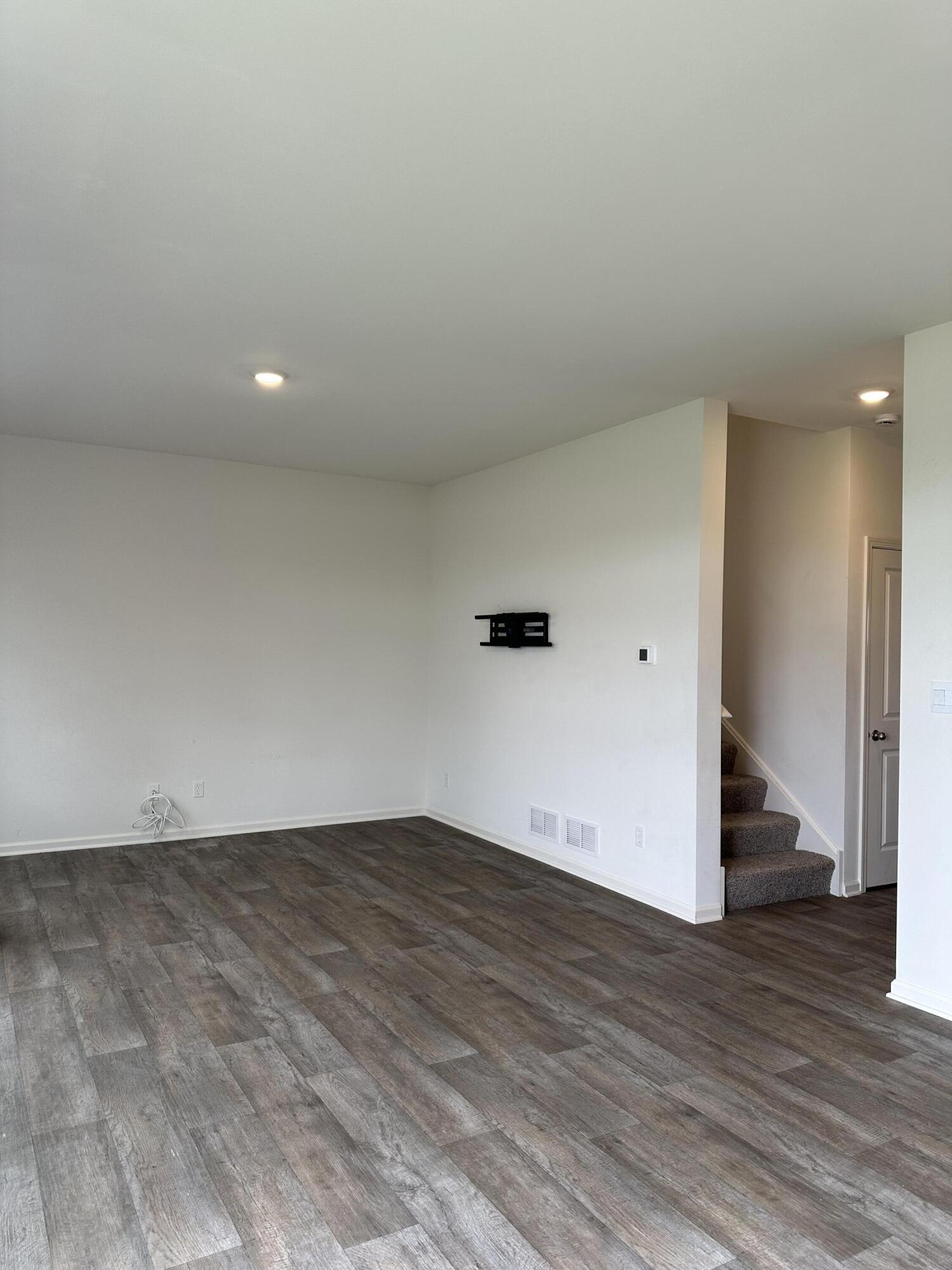179 Aviana Avenue, Hobart, IN 46342; Image #7