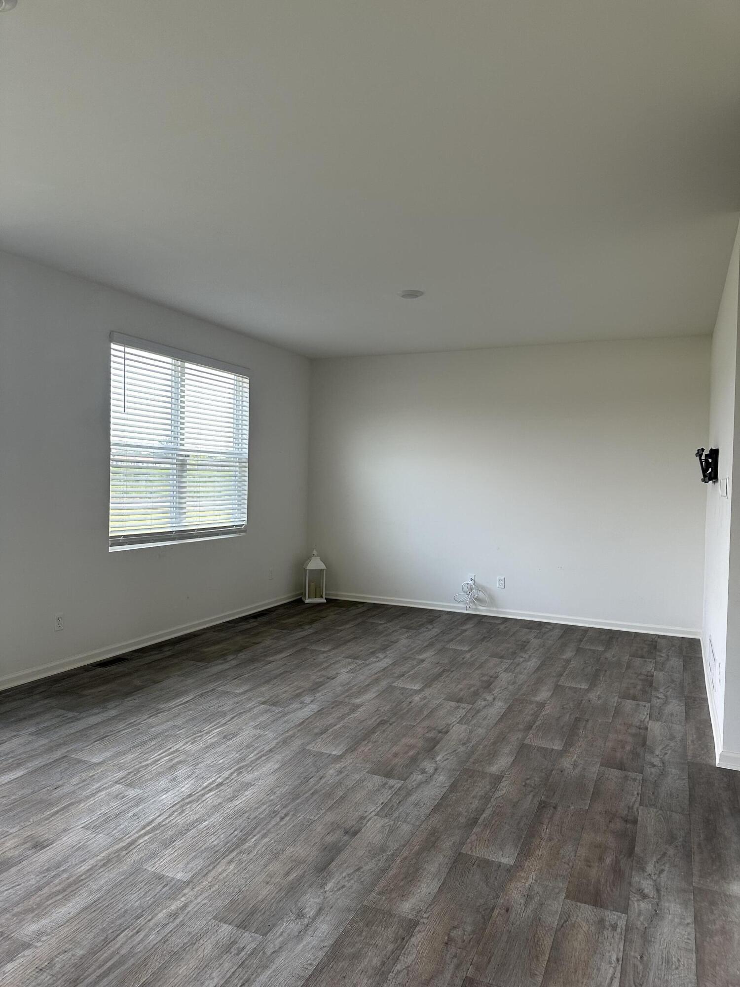 179 Aviana Avenue, Hobart, IN 46342; Image #8