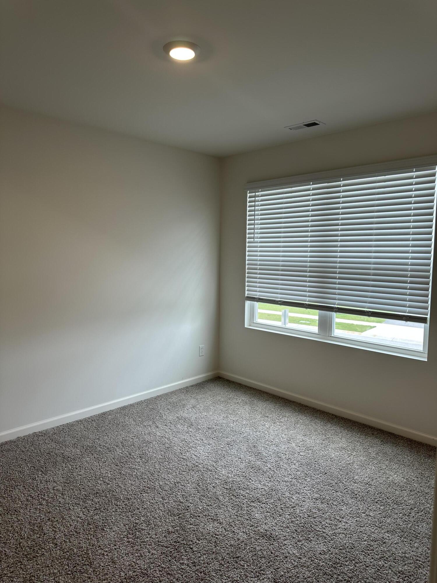 179 Aviana Avenue, Hobart, IN 46342; Image #9
