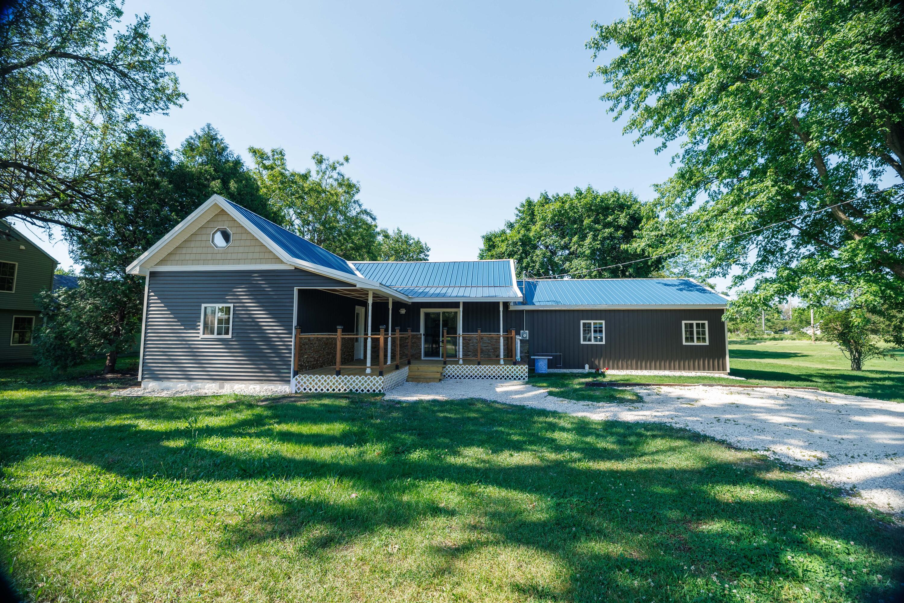 110 W Allen Street, Kentland, IN 47951; Image #3