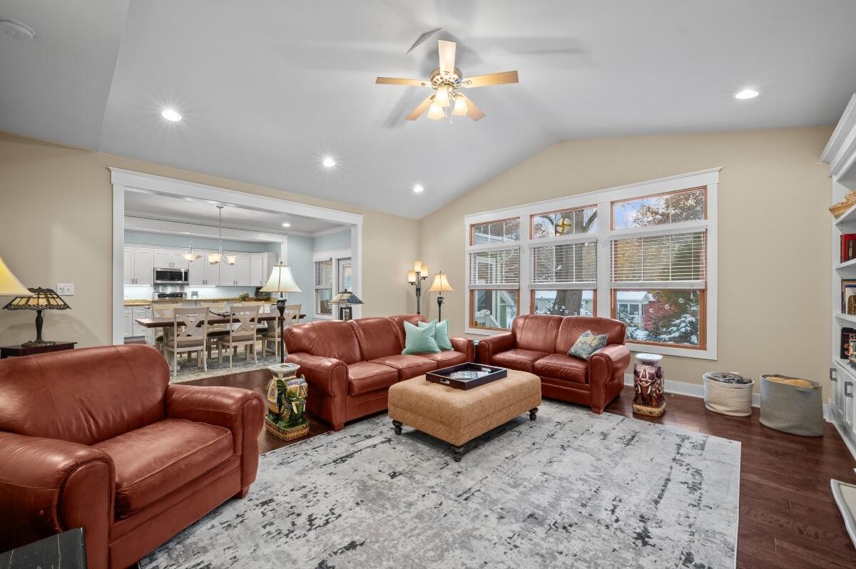 318 El Portal Drive, Michigan City, IN 46360; Image #11