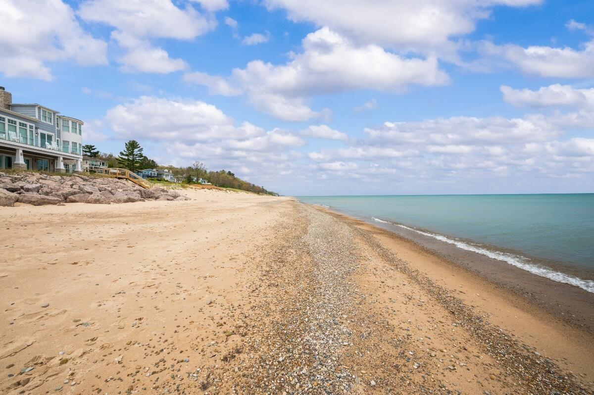 318 El Portal Drive, Michigan City, IN 46360; Image #58