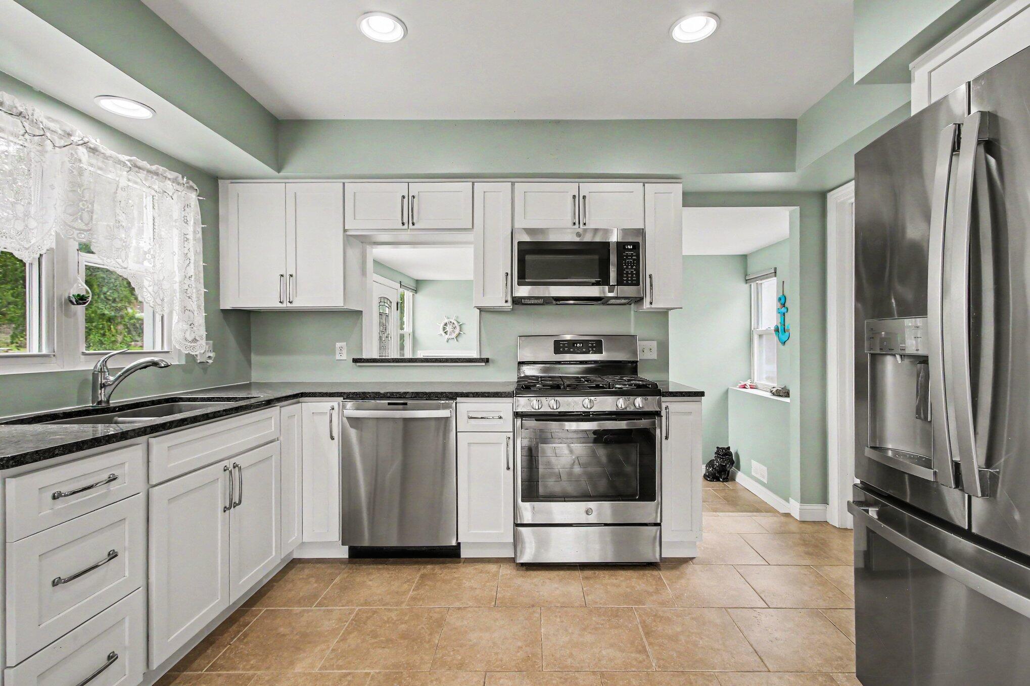 515 Lakeview Court, Lowell, IN 46356; Image #20