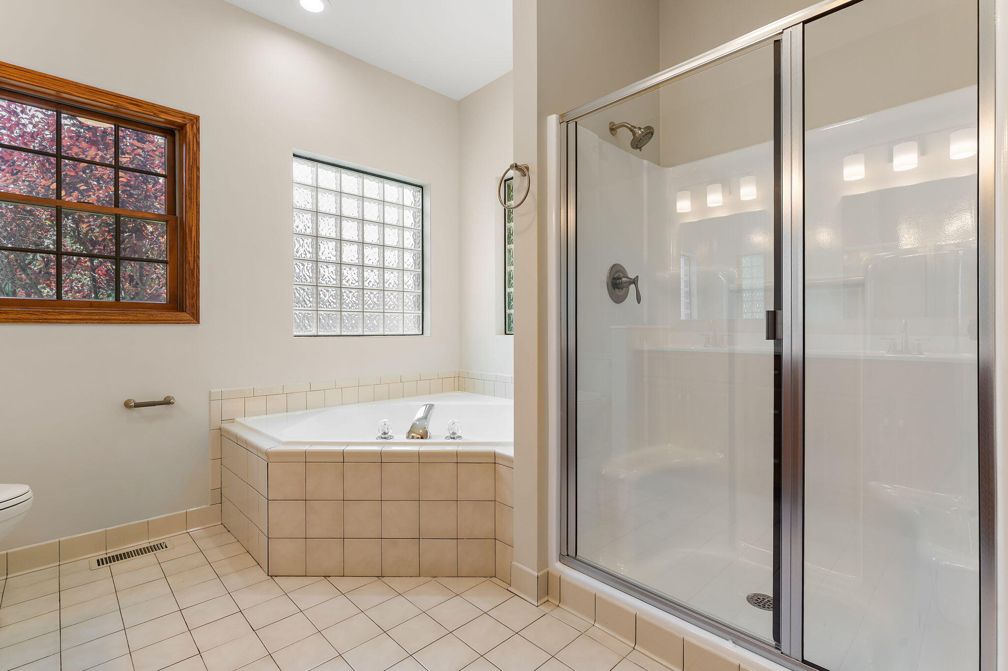 84 N 500 W, Valparaiso, IN 46385; Image #13