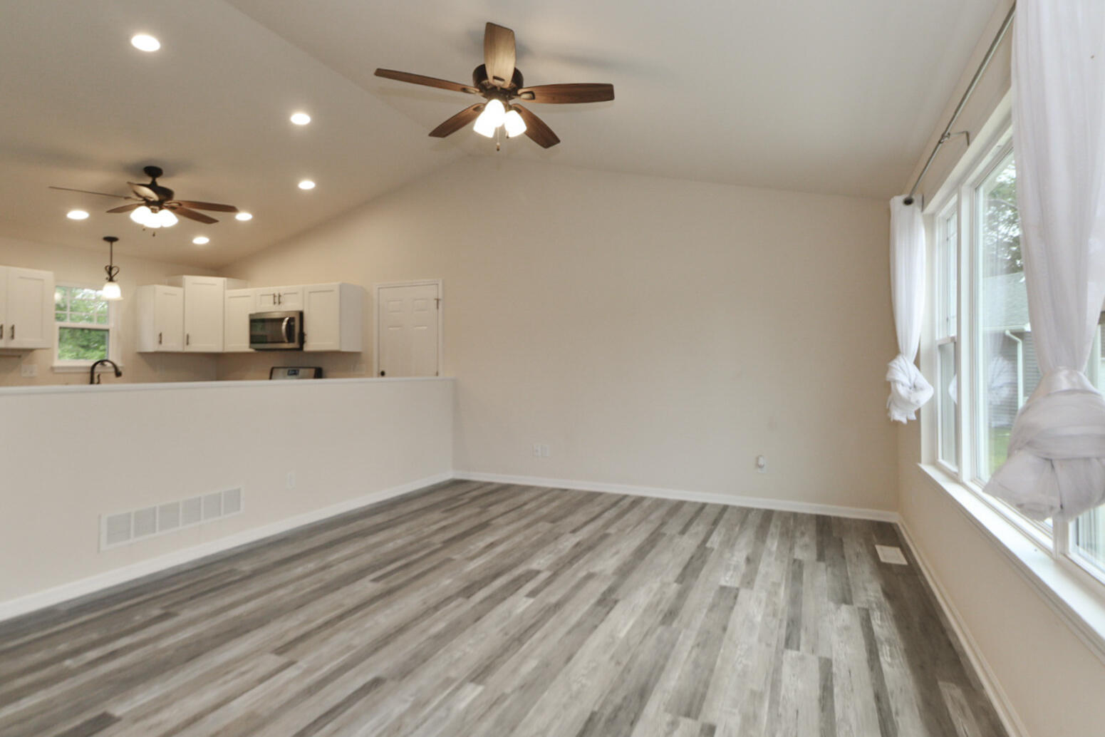699 Cross Meadows Drive, Valparaiso, IN 46385; Image #7