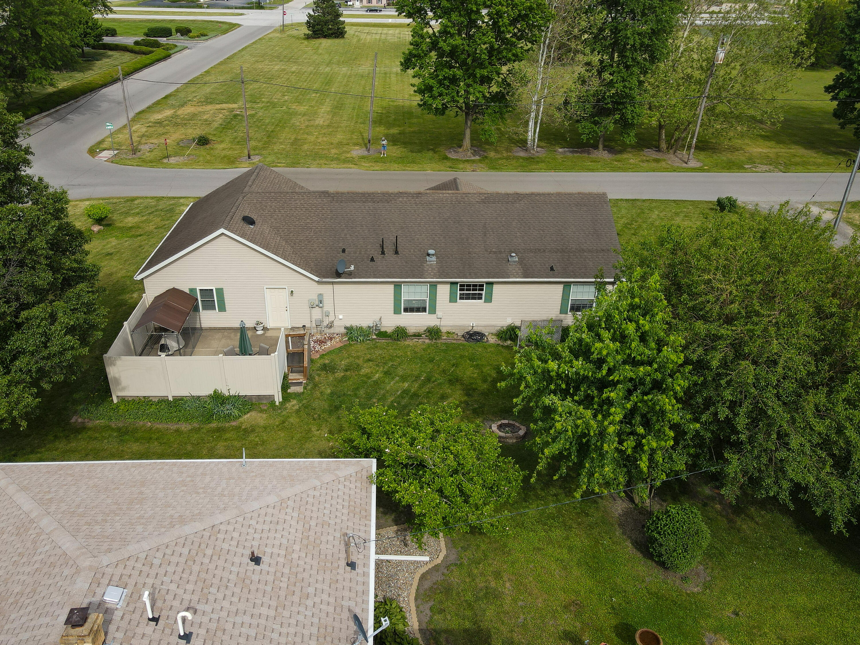210 N 6th Street, Kentland, IN 47951; Image #10