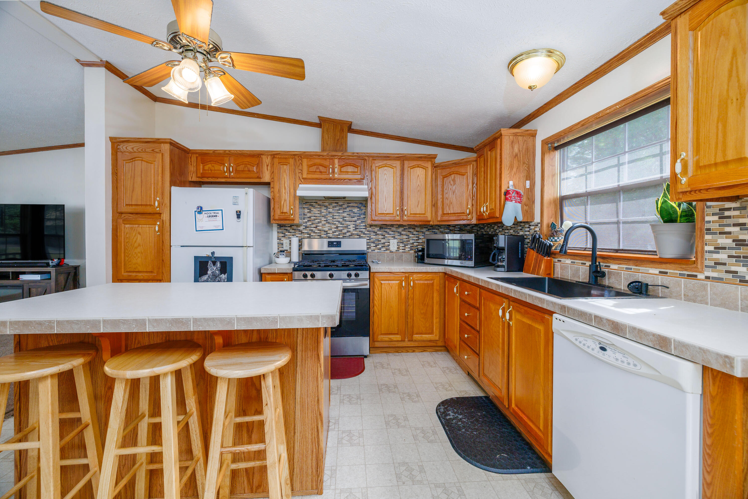 210 N 6th Street, Kentland, IN 47951; Image #20