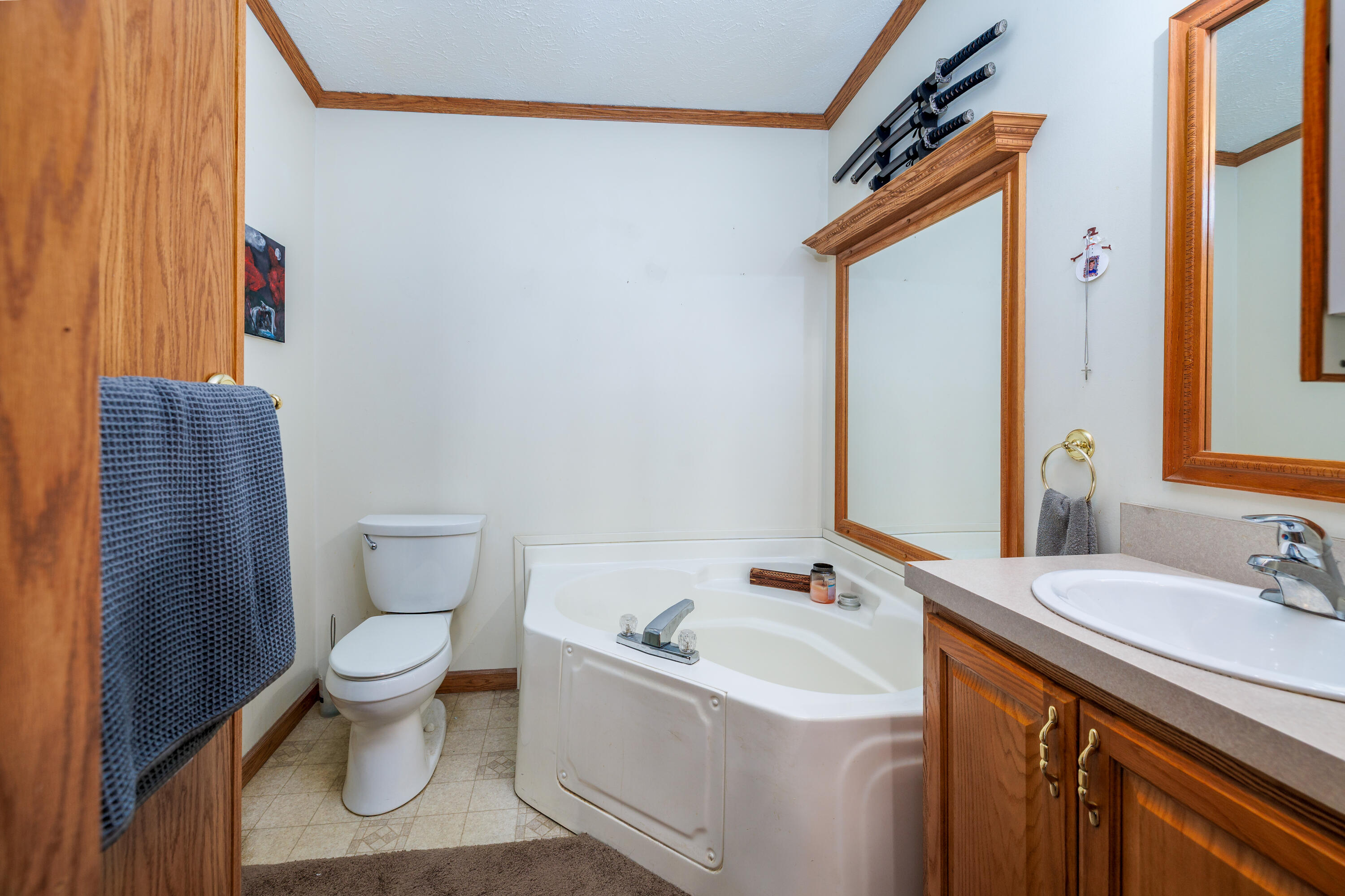 210 N 6th Street, Kentland, IN 47951; Image #24