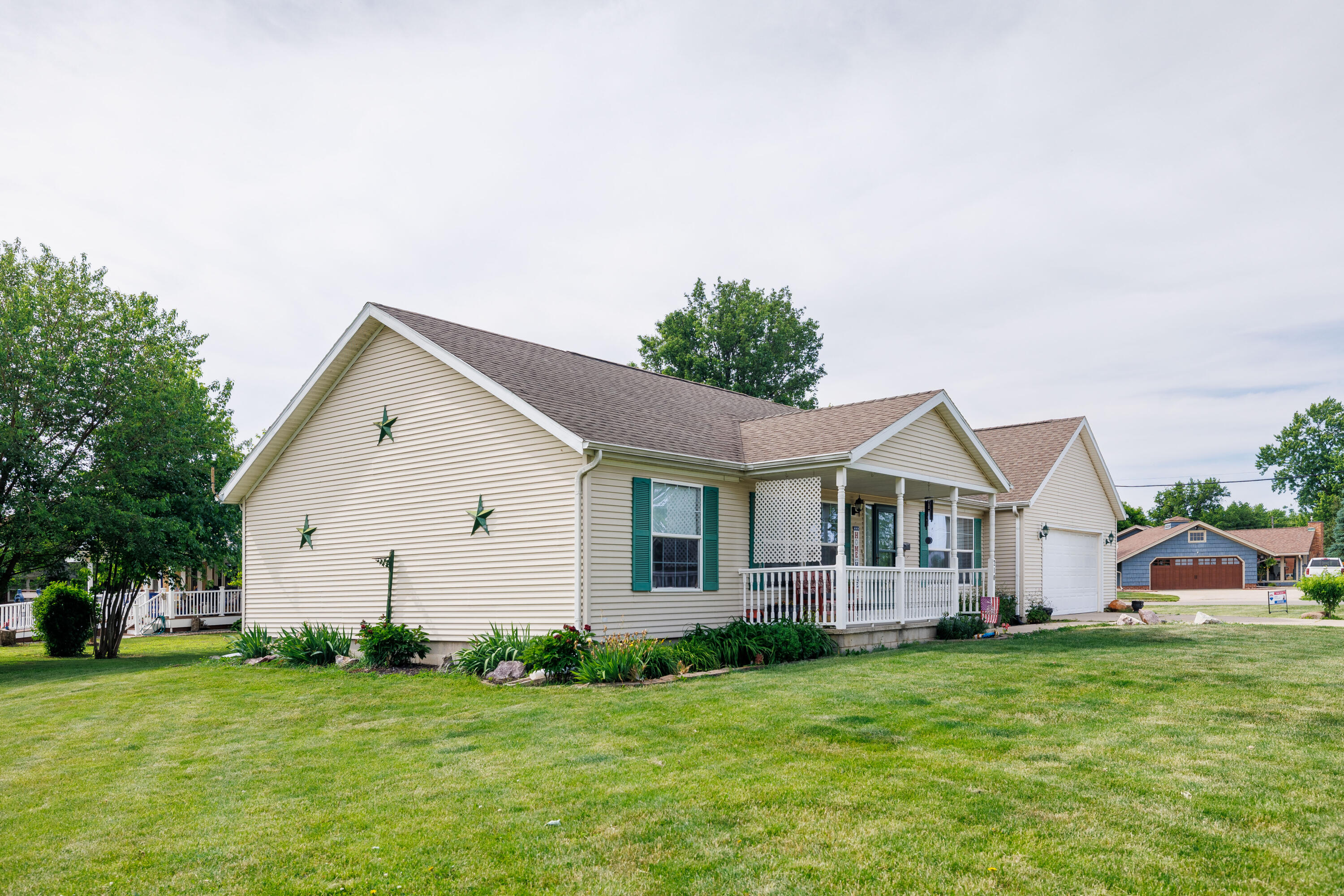 210 N 6th Street, Kentland, IN 47951; Image #3