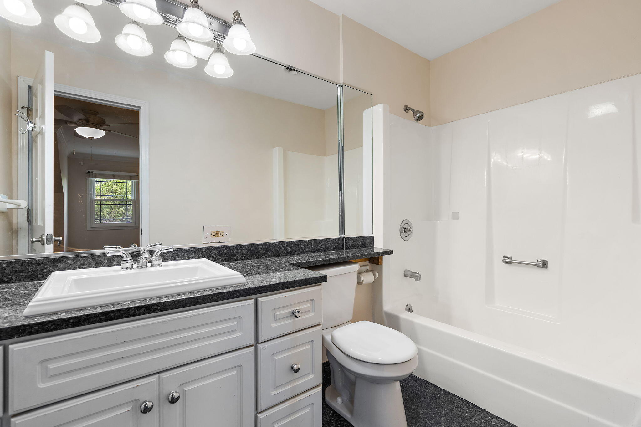 1442 Saint Andrews Drive, Schererville, IN 46375; Image #40