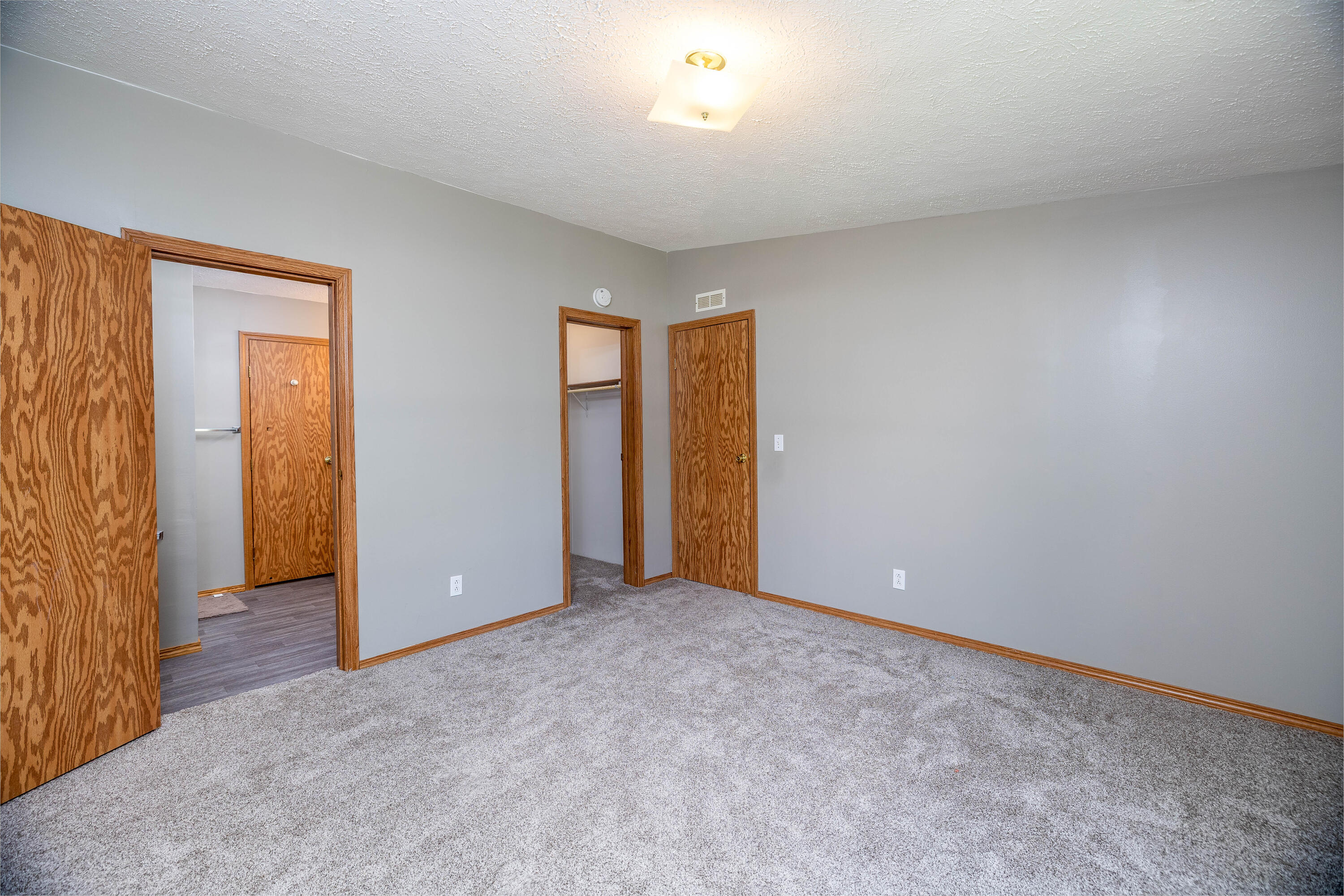 605 E Washington Street, Morocco, IN 47963; Image #20