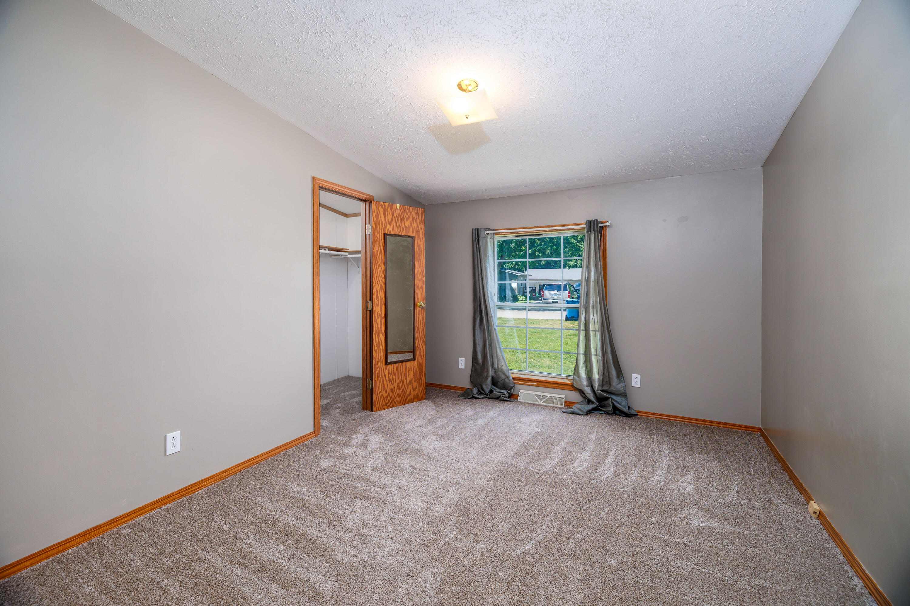 605 E Washington Street, Morocco, IN 47963; Image #24