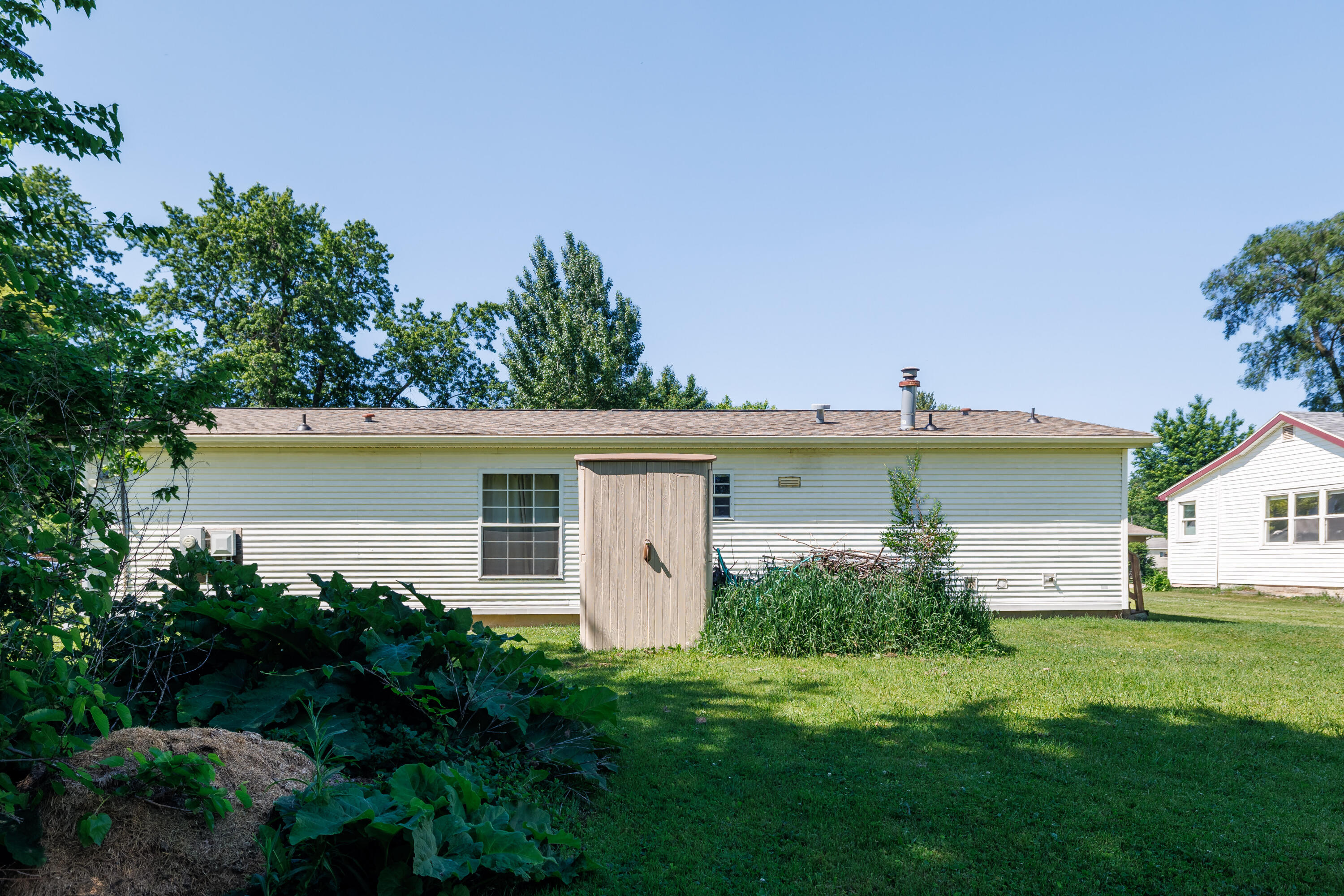 605 E Washington Street, Morocco, IN 47963; Image #4