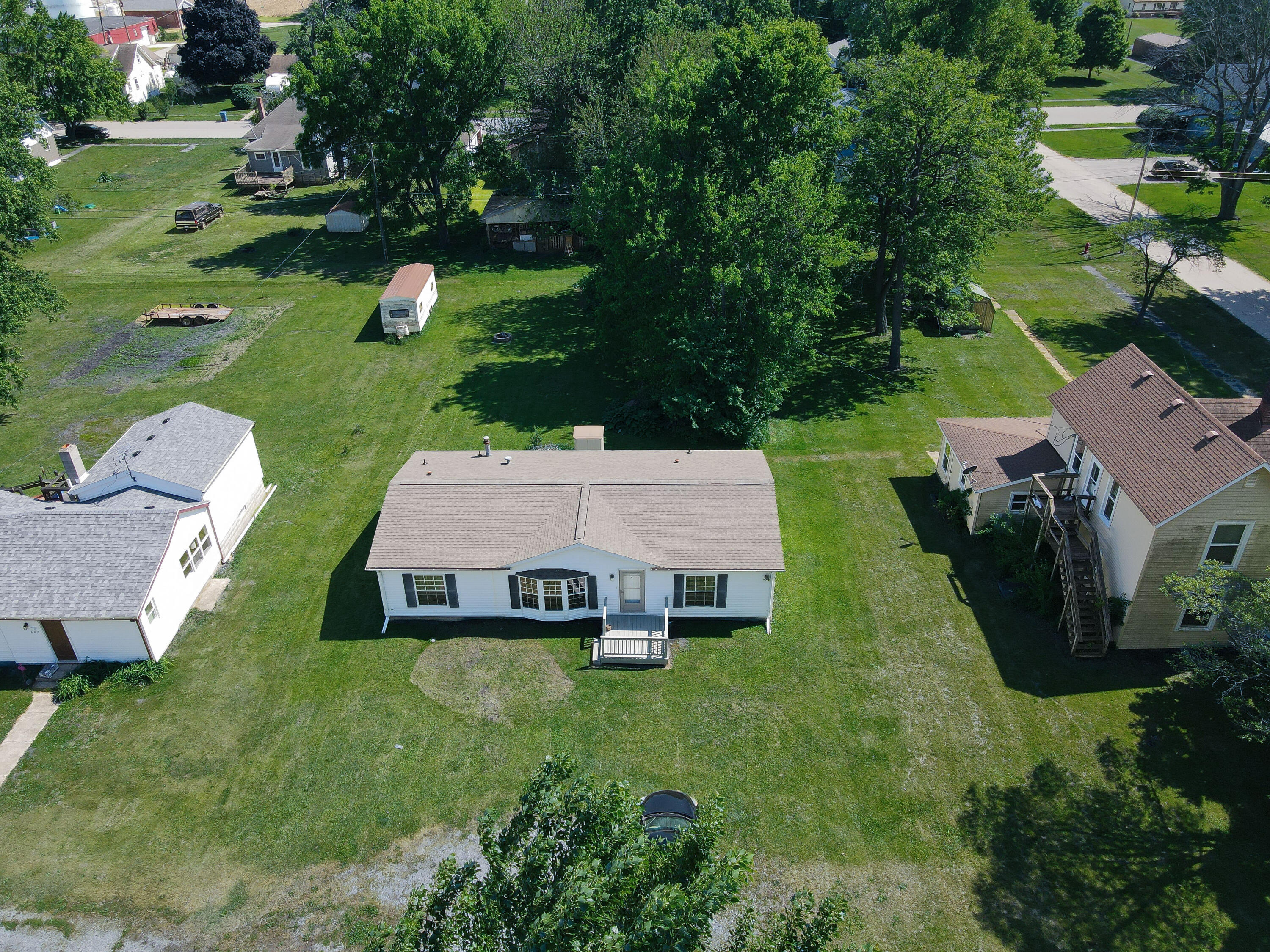 605 E Washington Street, Morocco, IN 47963; Image #8