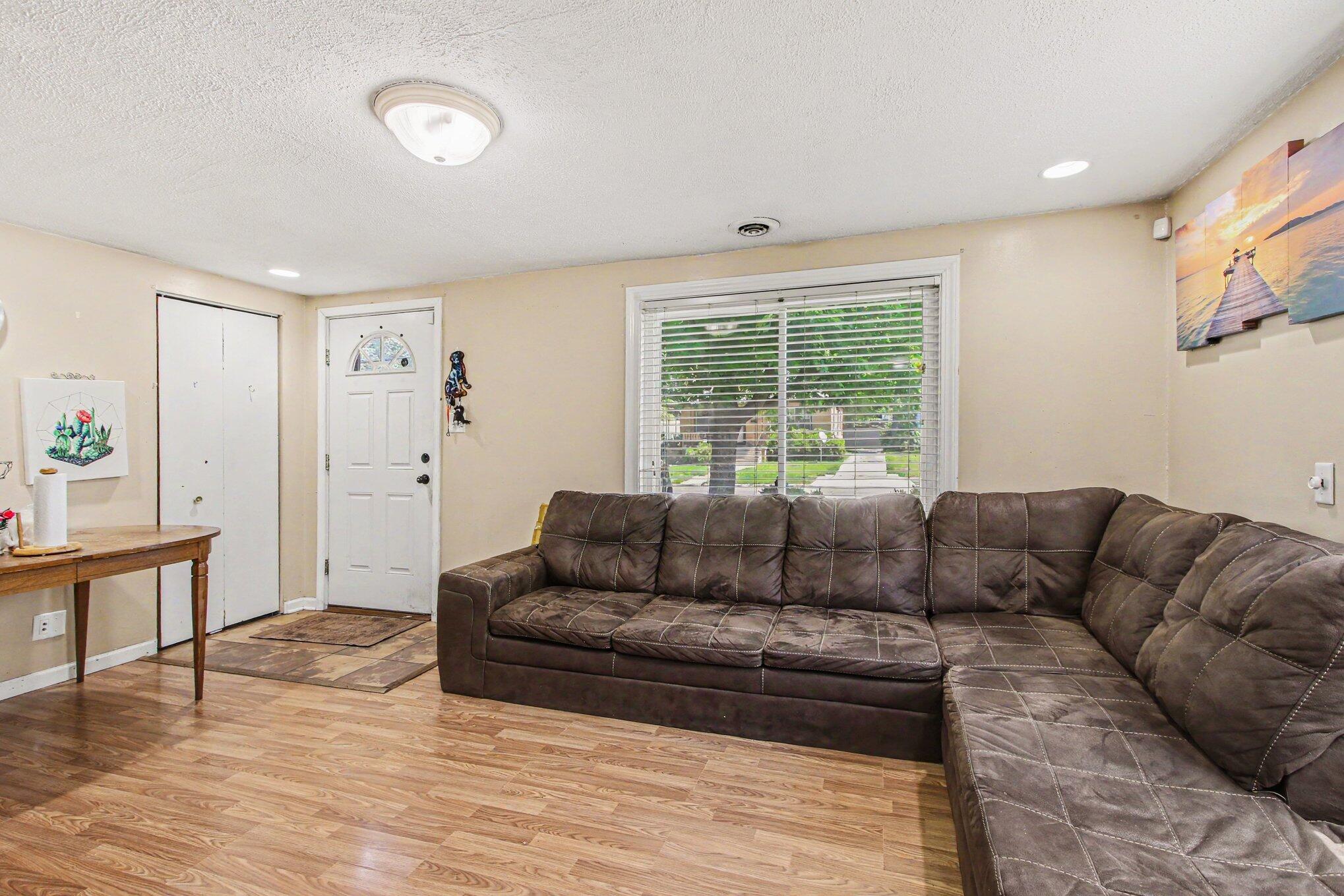 2933 Cleveland Avenue, Michigan City, IN 46360; Image #4