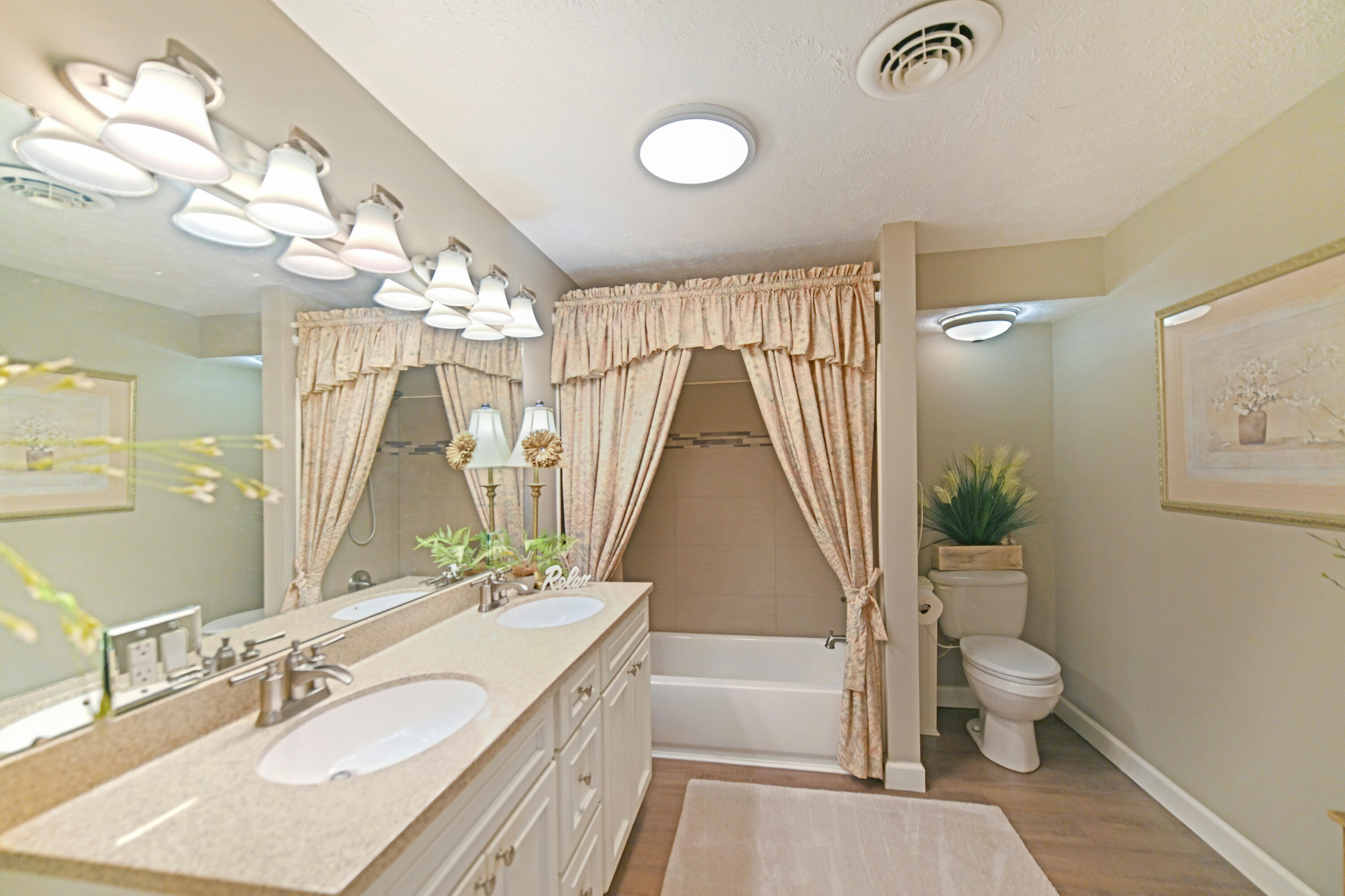 22618 Lake Shore Drive, Elkhart, IN 46514; Image #15