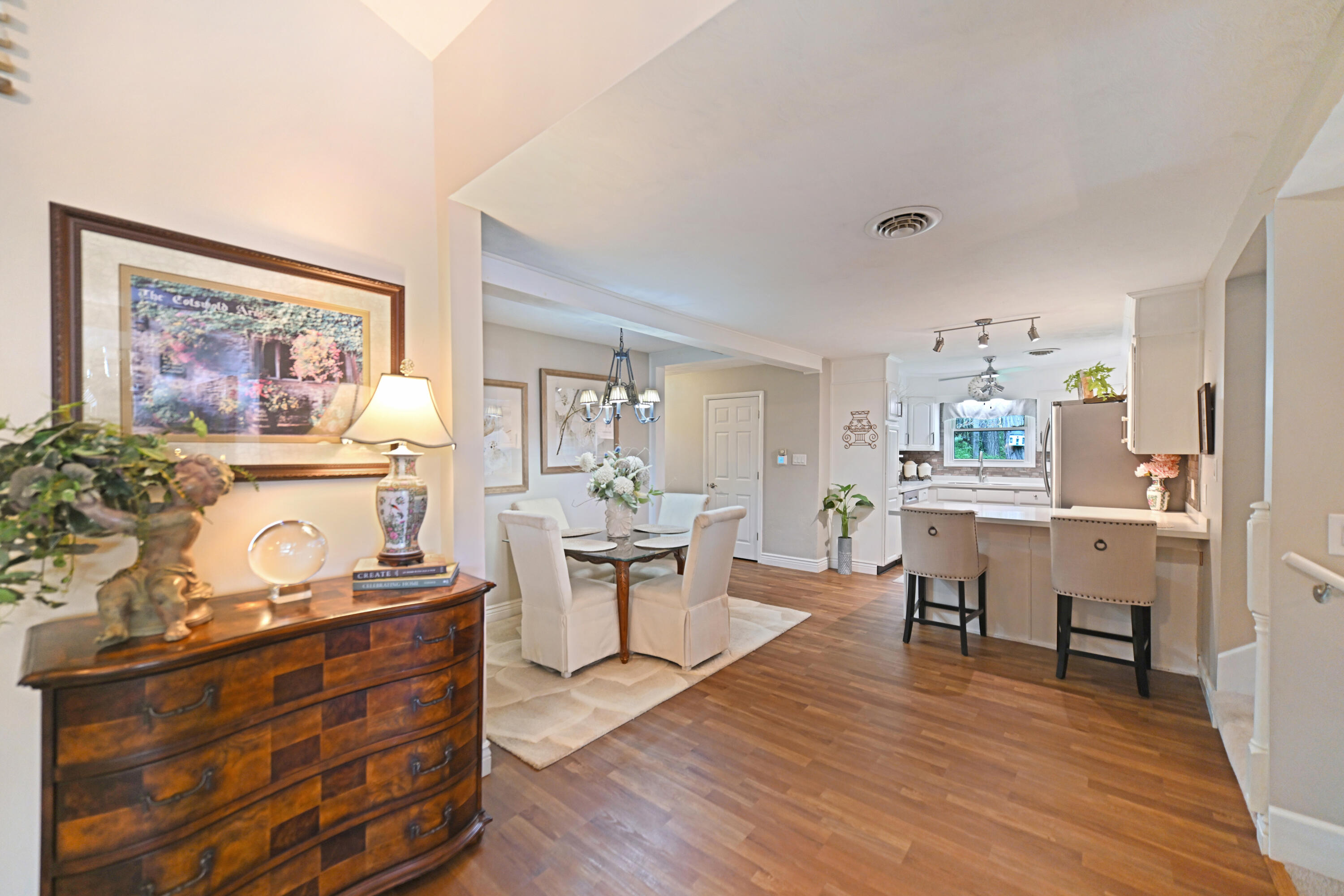 22618 Lake Shore Drive, Elkhart, IN 46514; Image #5