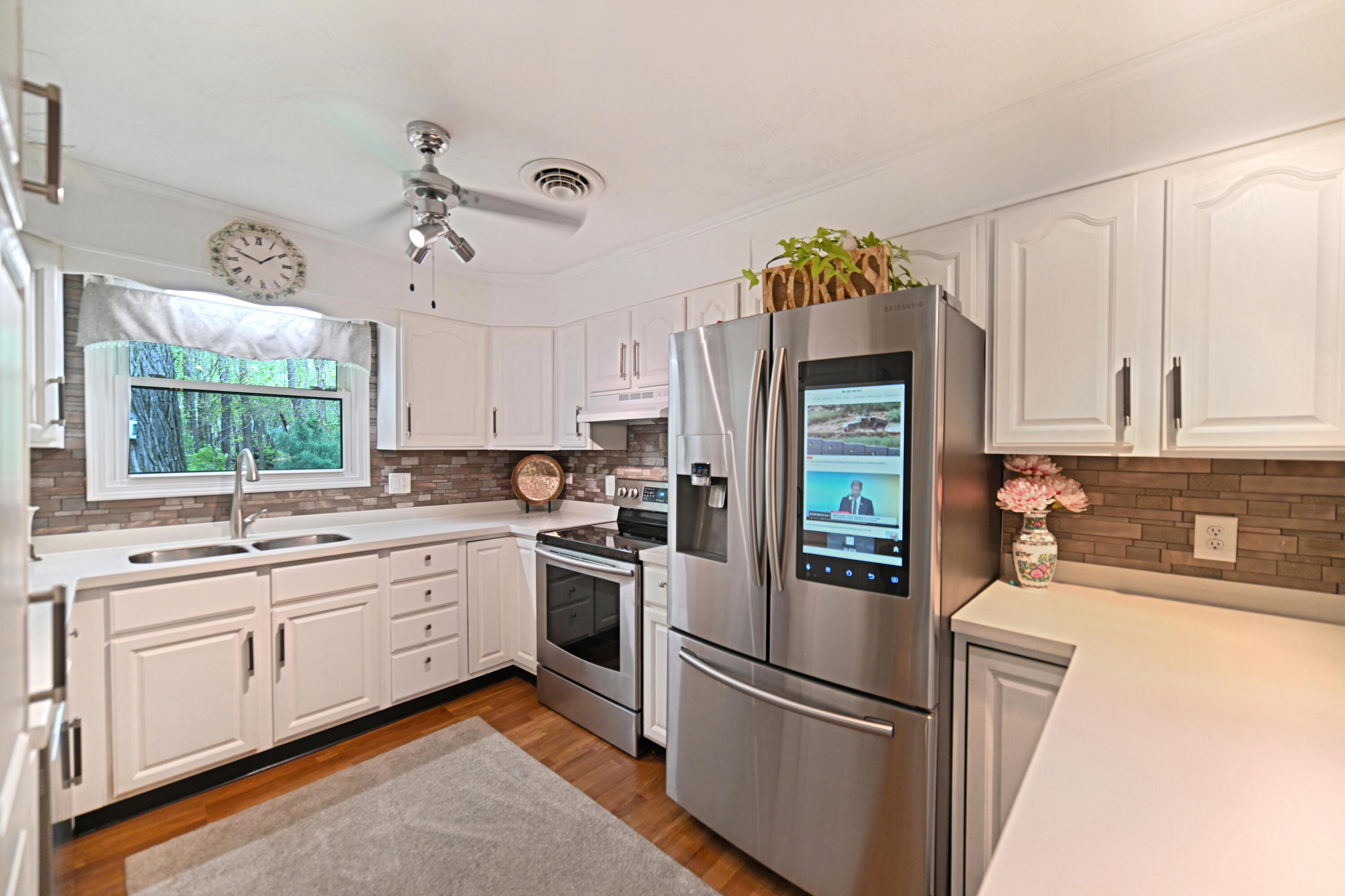 22618 Lake Shore Drive, Elkhart, IN 46514; Image #8