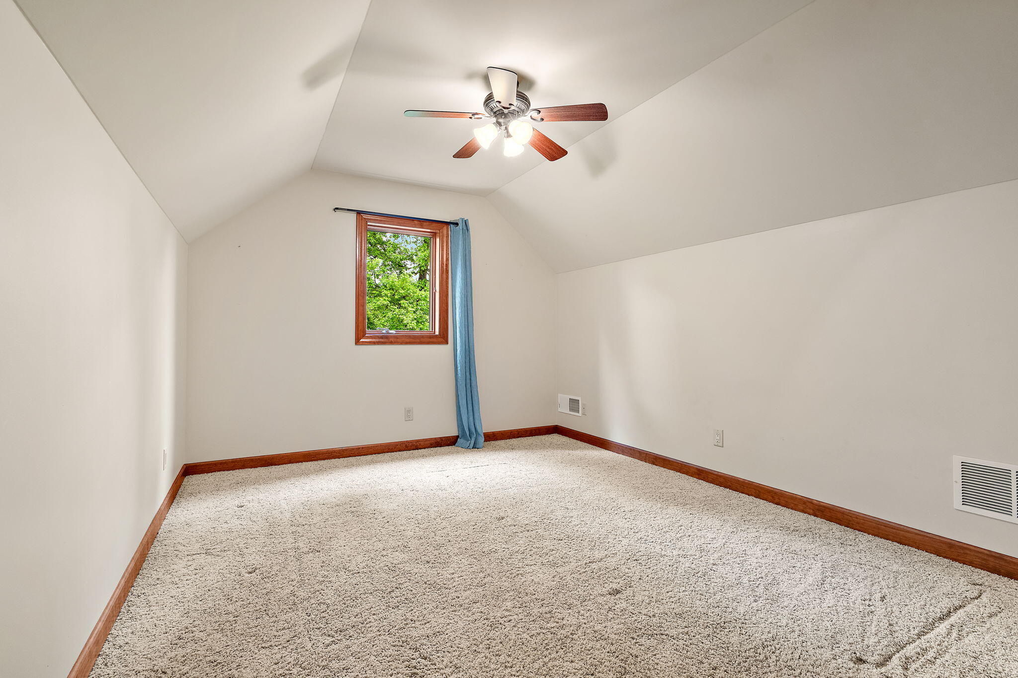 64 Nicholas Drive, Valparaiso, IN 46383; Image #46