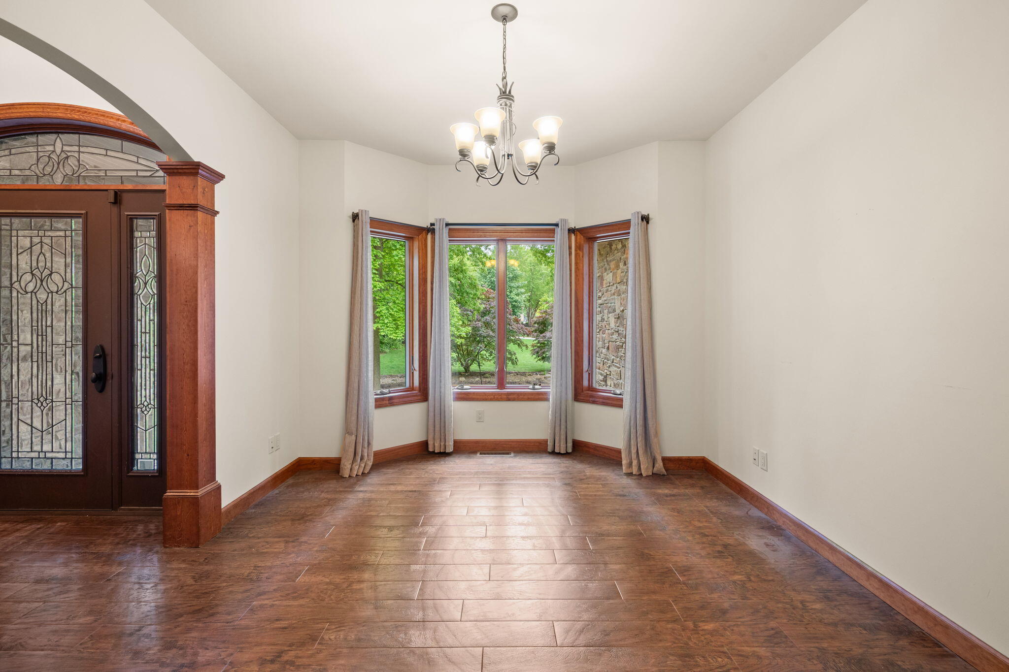 64 Nicholas Drive, Valparaiso, IN 46383; Image #6