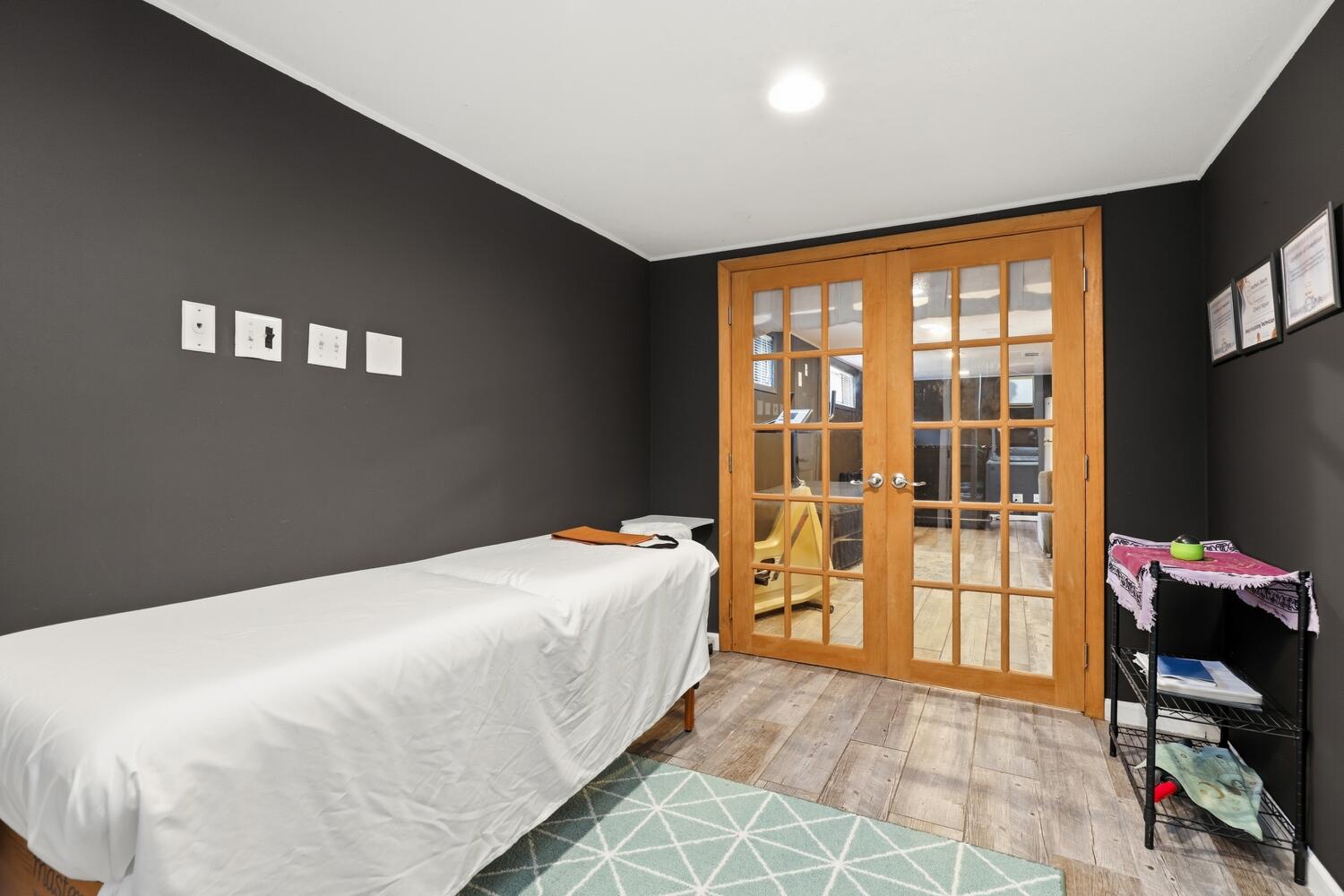 8119 Forest Avenue, Munster, IN 46321; Image #18