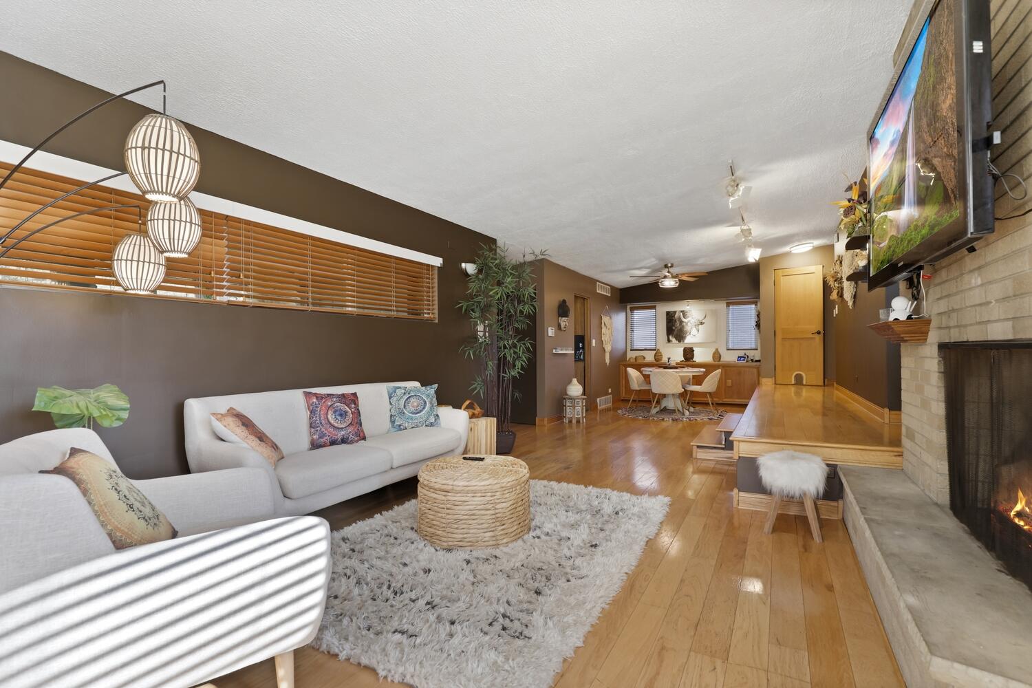 8119 Forest Avenue, Munster, IN 46321; Image #5