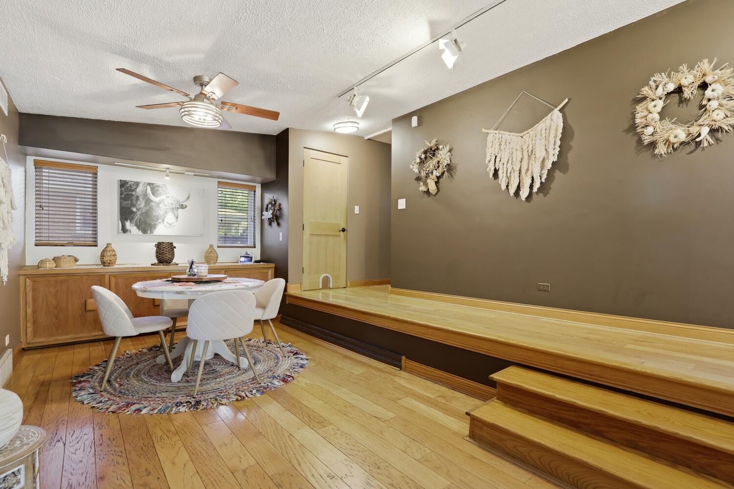 8119 Forest Avenue, Munster, IN 46321; Image #6