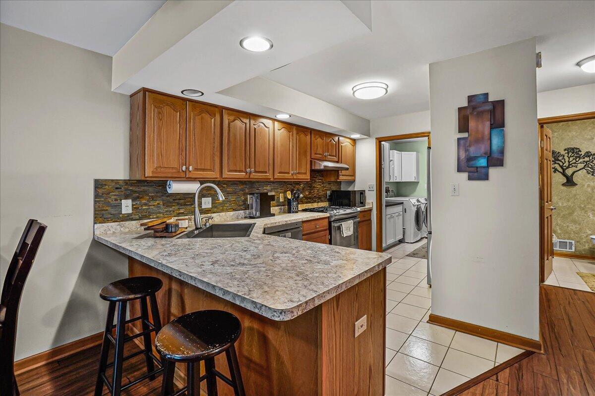 2823 100th Street, Highland, IN 46322; Image #11